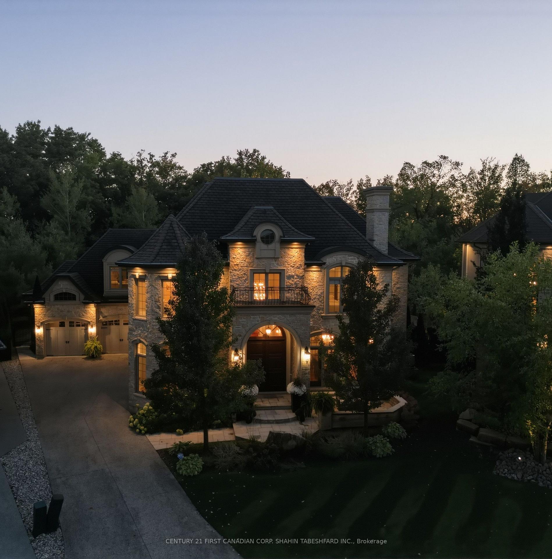 Photo of 2425 Waterside Close