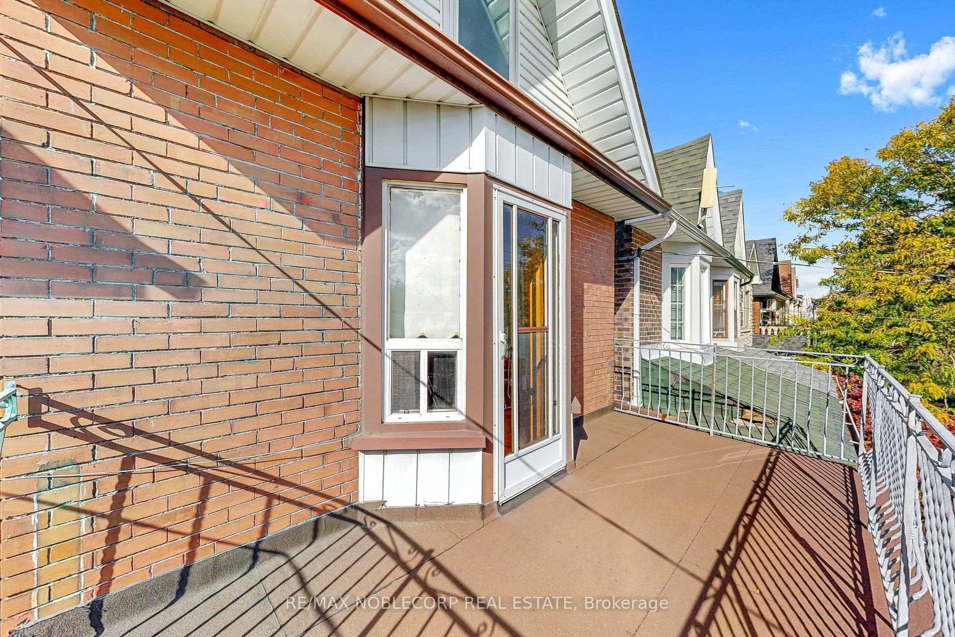 Photo 41 of 36 Earlscourt Avenue, Toronto, Corso Italia-Davenport — HOMEH