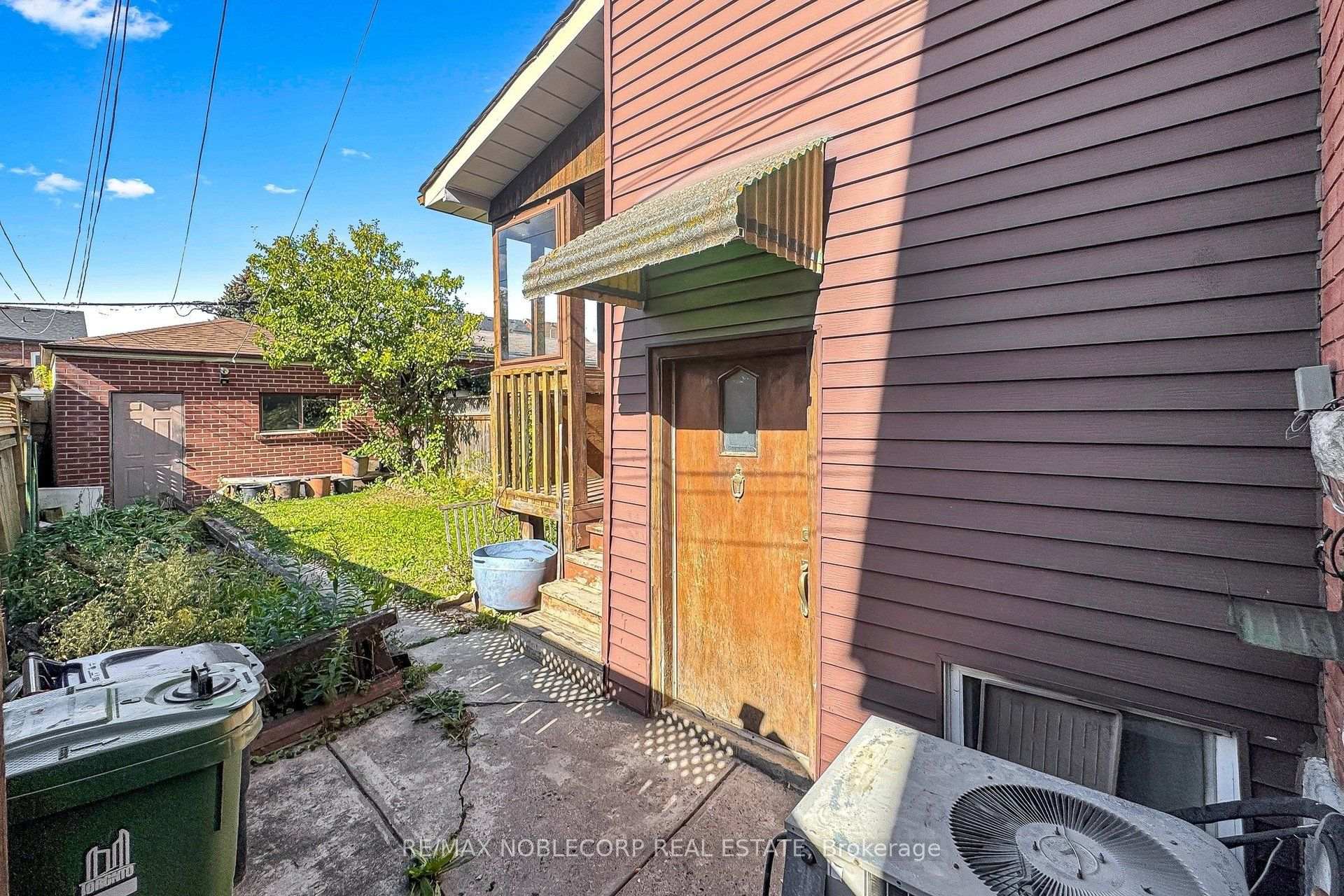 Photo 43 of 36 Earlscourt Avenue, Toronto, Corso Italia-Davenport — HOMEH
