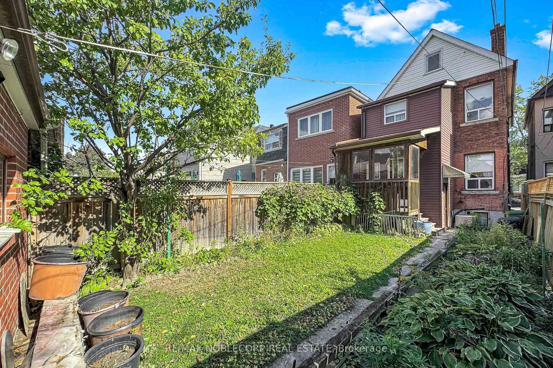 Photo 47 of 36 Earlscourt Avenue, Toronto, Corso Italia-Davenport — HOMEH
