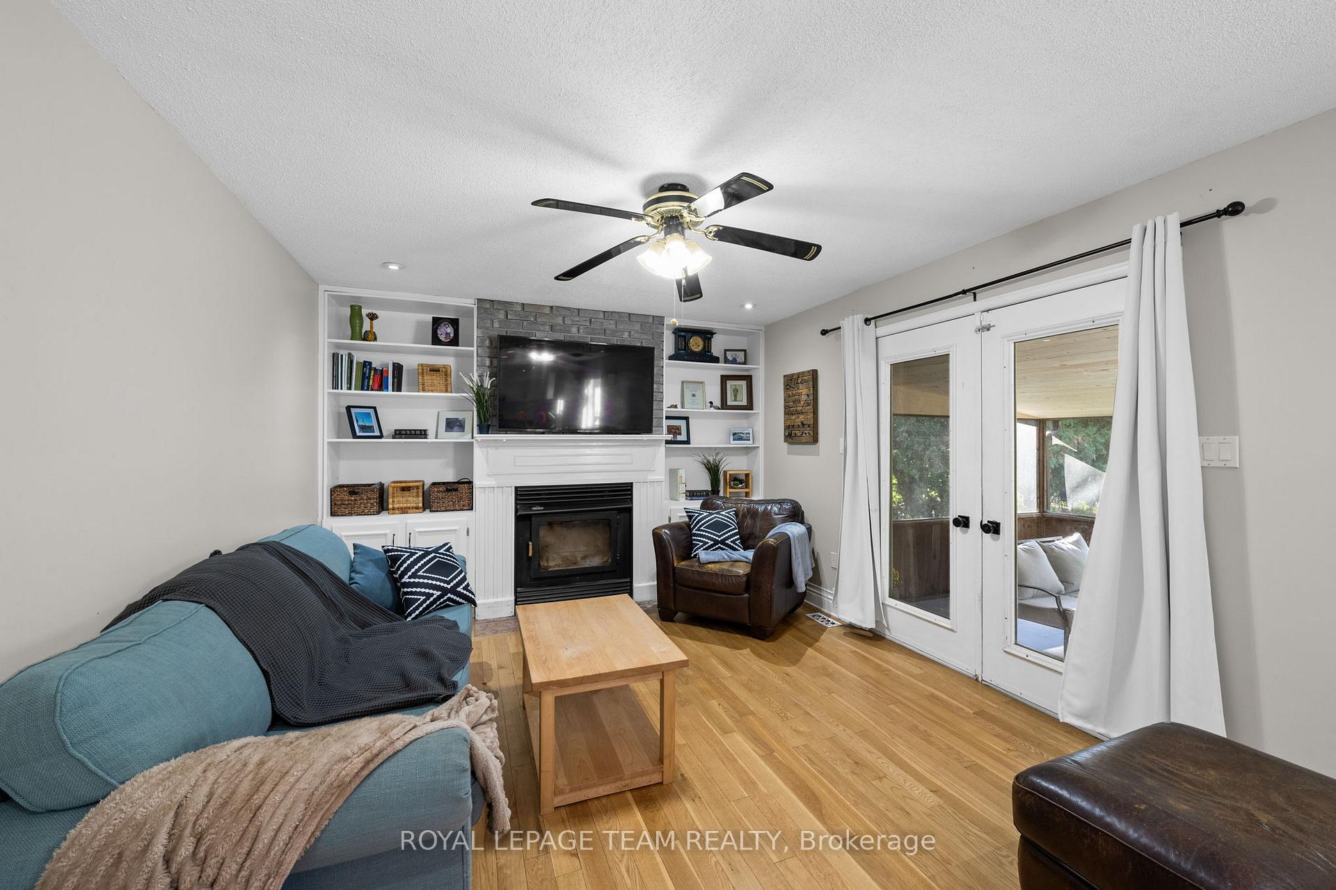 Photo 23 of 1366 Cornfield Crescent, Ottawa, Greely — HOMEH