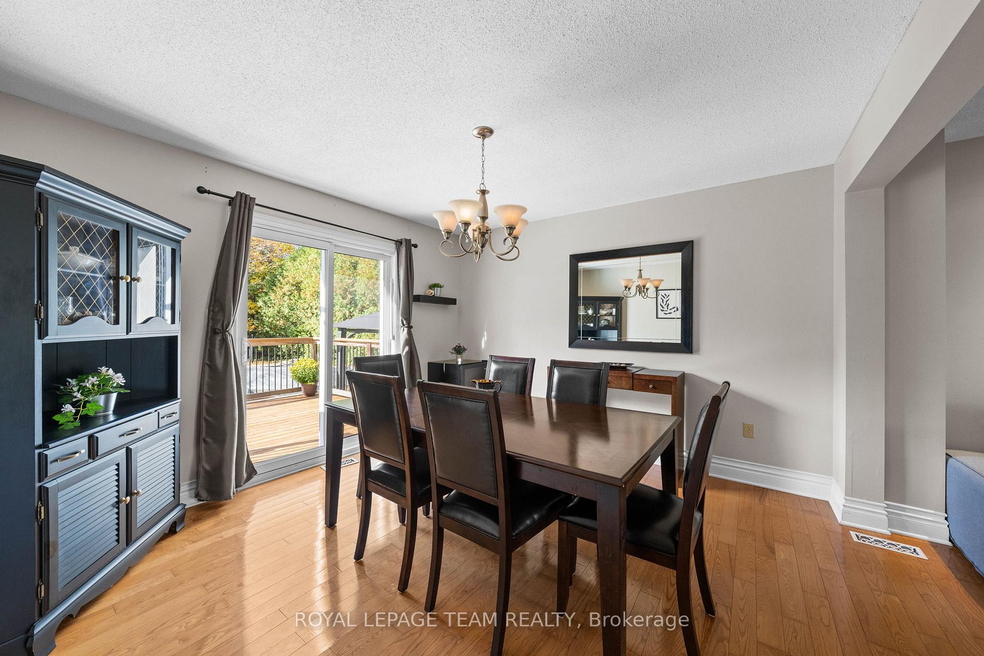 Photo 25 of 1366 Cornfield Crescent, Ottawa, Greely — HOMEH