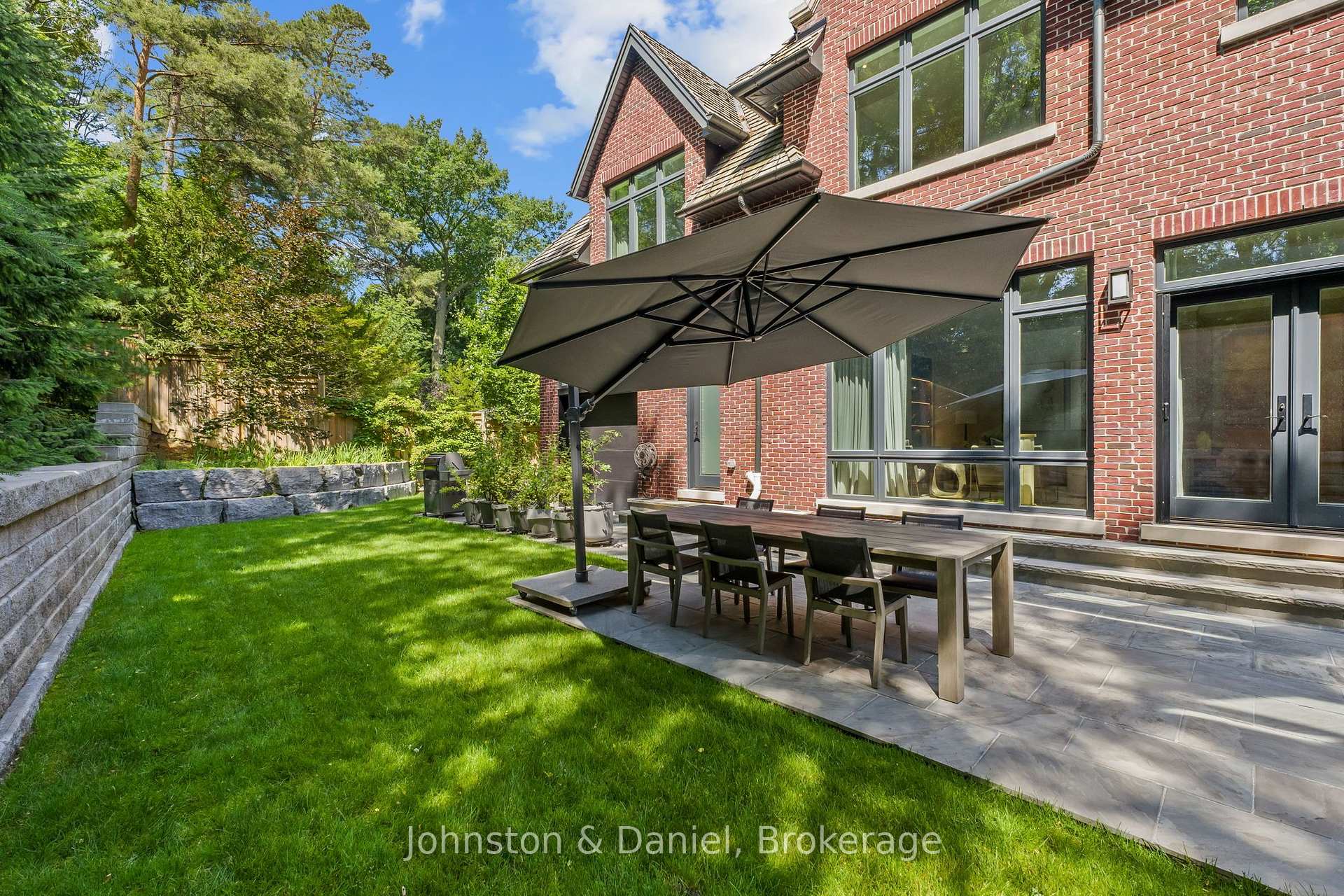 Photo 41 of 5 Pine Forest Road, North York, Bridle Path-Sunnybrook-York Mills — HOMEH
