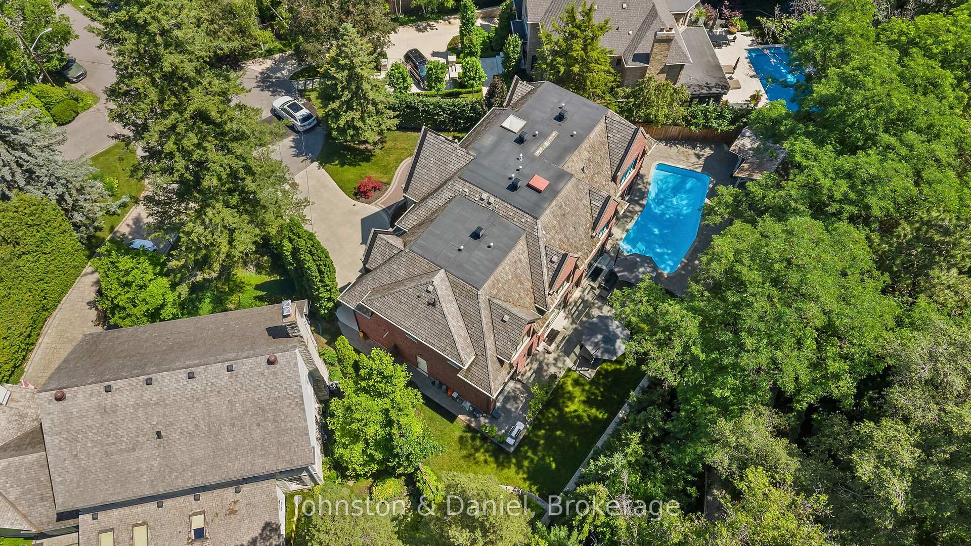 Photo 44 of 5 Pine Forest Road, North York, Bridle Path-Sunnybrook-York Mills — HOMEH