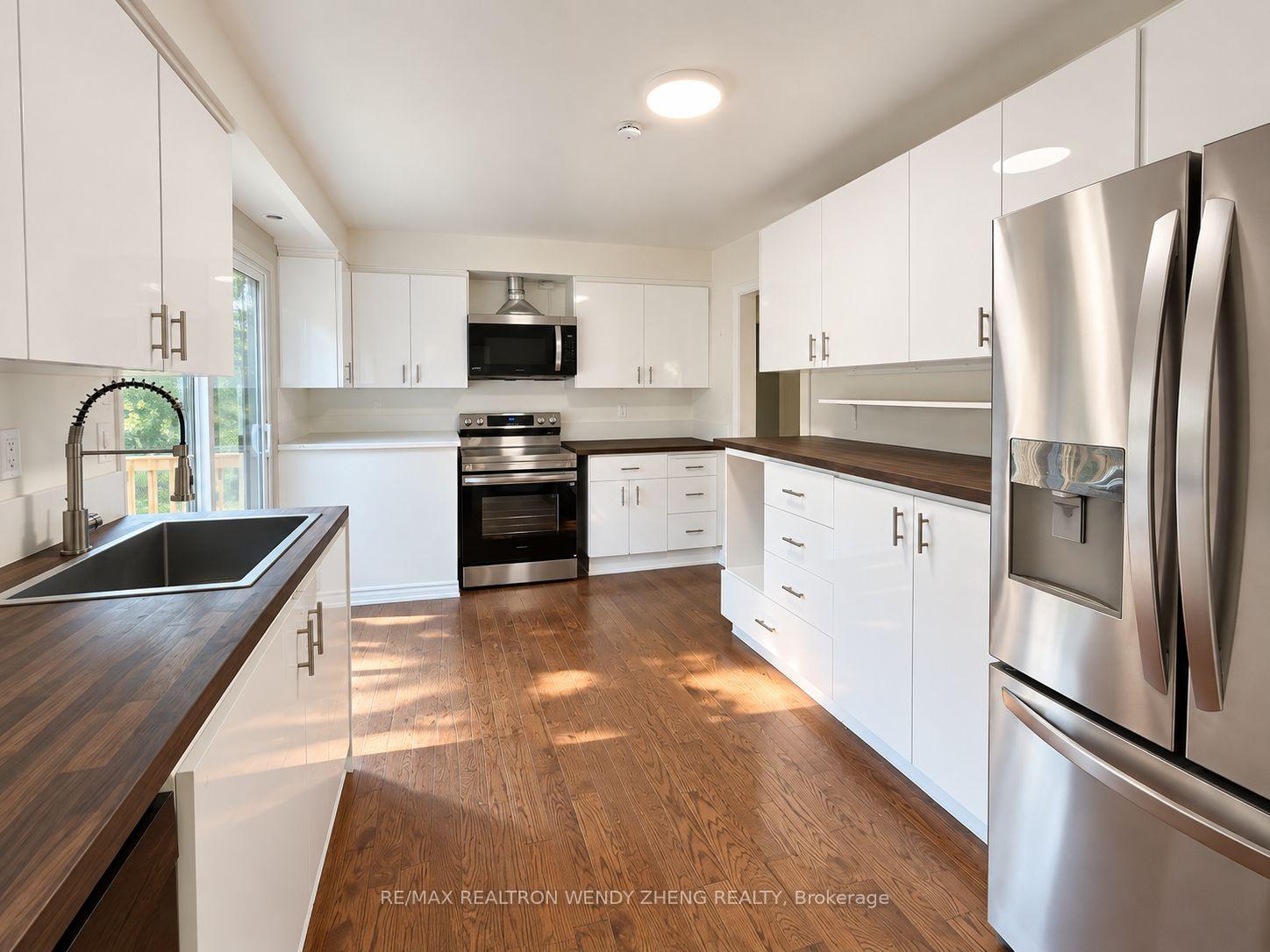 Photo 2 of Unit Main, 16 Sir Constantine Drive, Markham, Markham Village — HOMEH