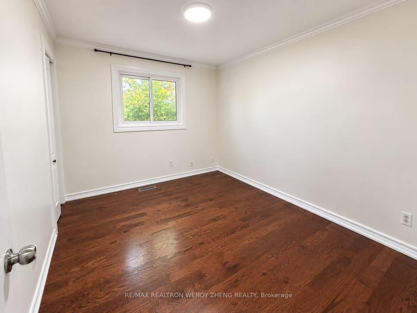 Photo 6 of Unit Main, 16 Sir Constantine Drive, Markham, Markham Village — HOMEH