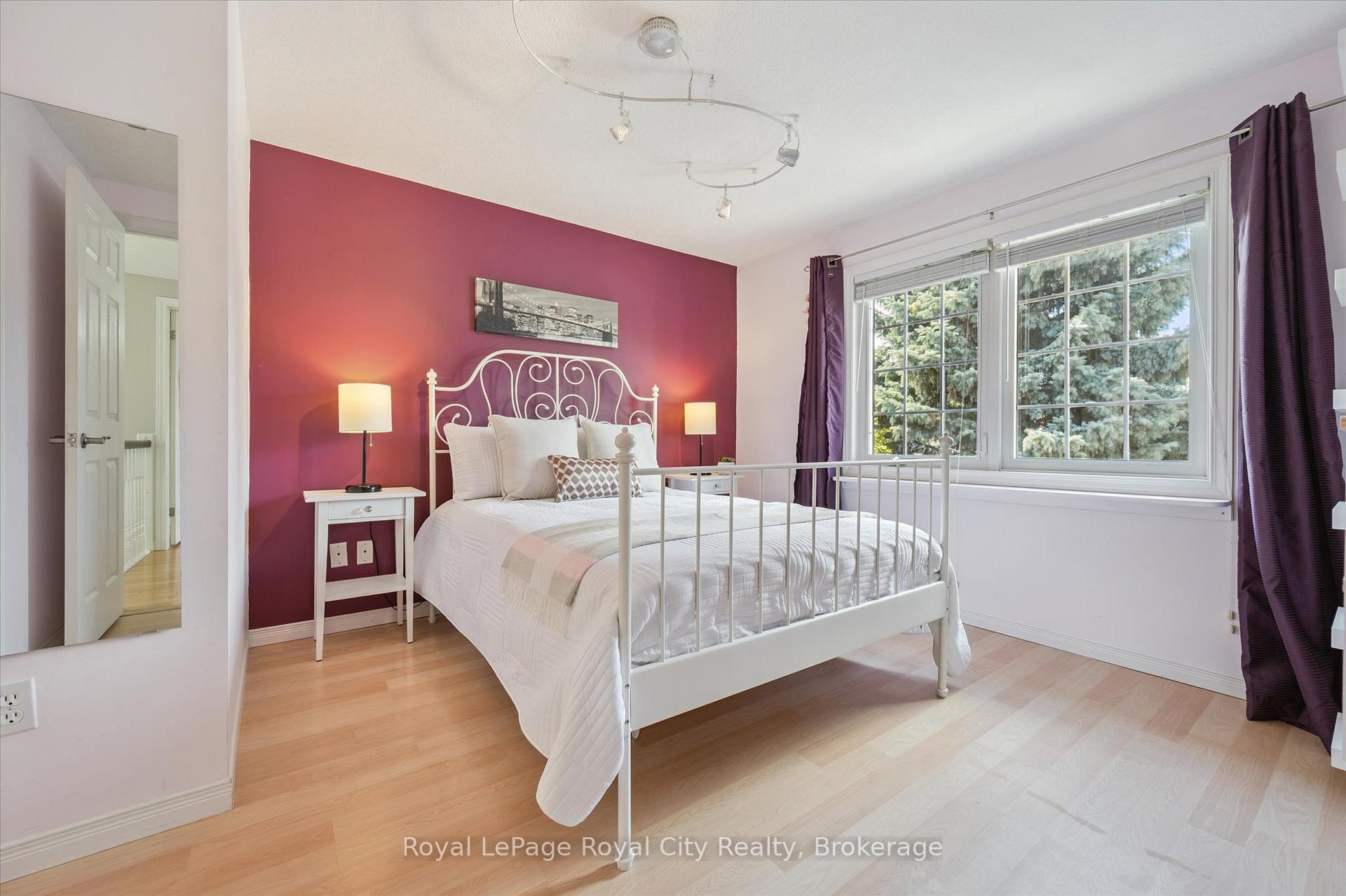 Photo 30 of 27 Oakridge Crescent, Guelph, Pineridge/Westminster Woods — HOMEH