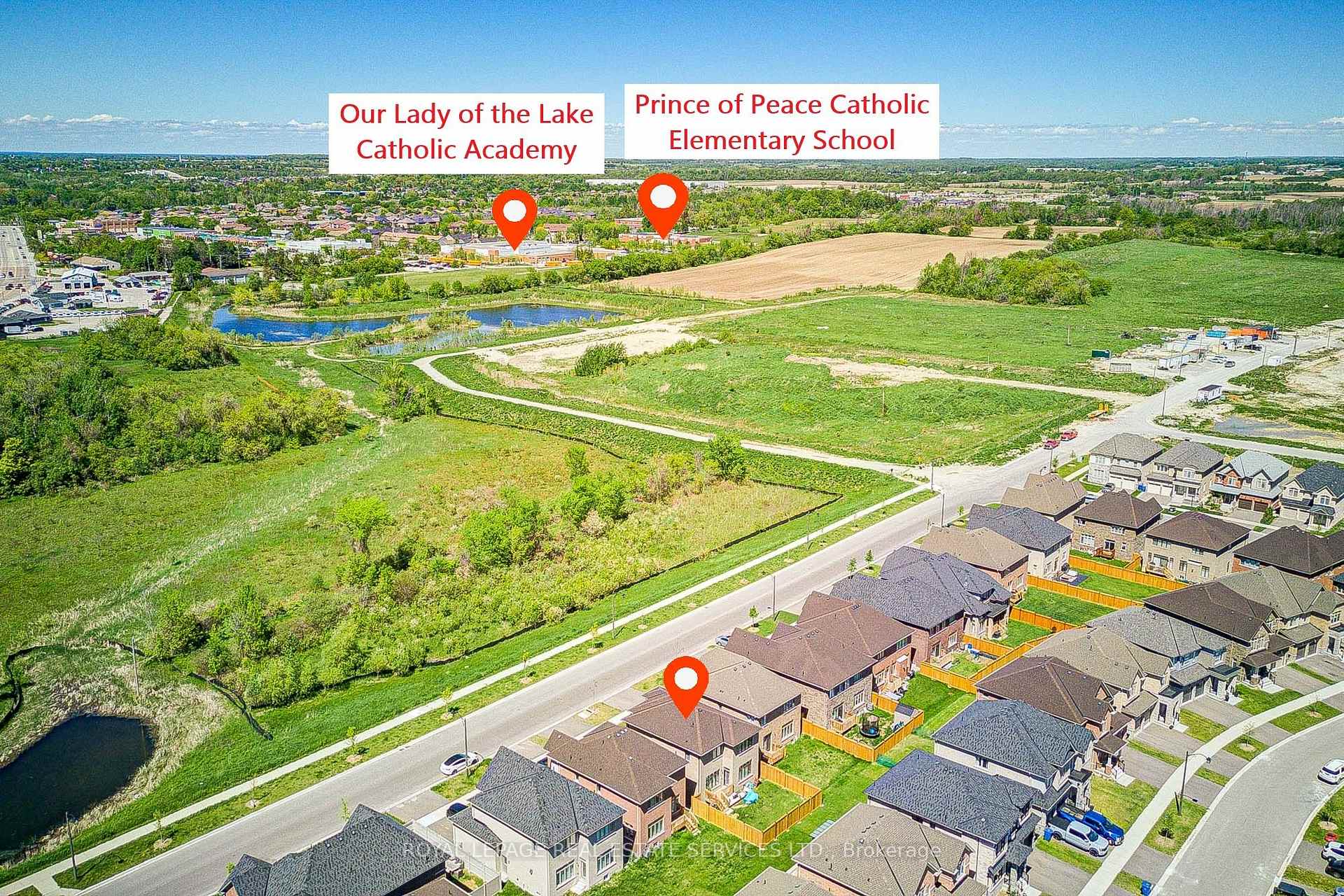 Photo 8 of 25 Garrett Styles Drive, Georgina, Keswick South — HOMEH