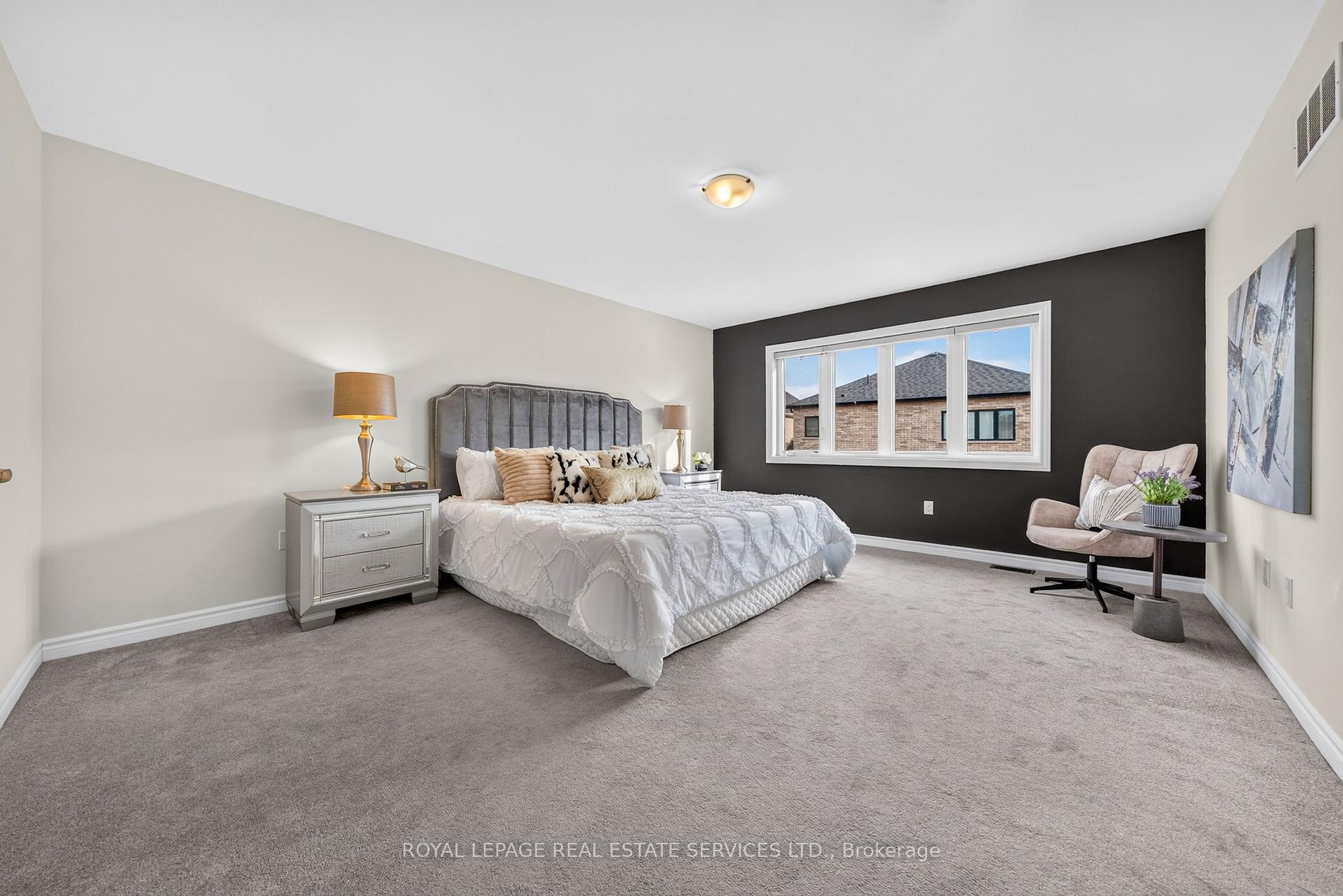 Photo 27 of 25 Garrett Styles Drive, Georgina, Keswick South — HOMEH