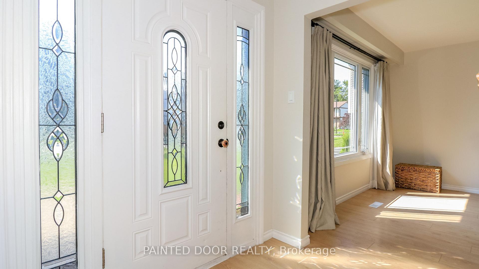 Photo 2 of 105 Oren Boulevard, Barrie, Sunnidale — HOMEH