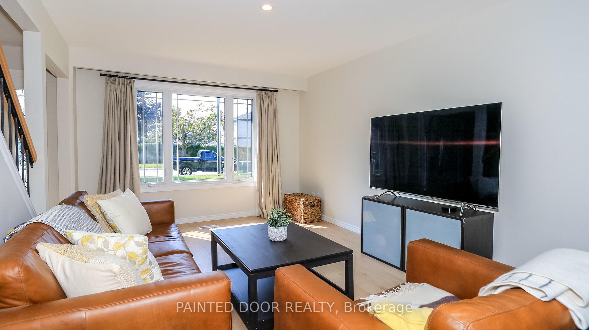 Photo 4 of 105 Oren Boulevard, Barrie, Sunnidale — HOMEH