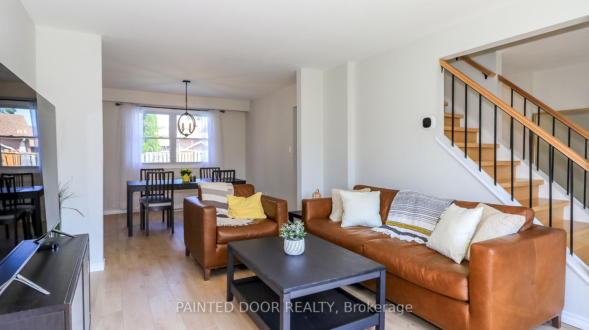 Photo 5 of 105 Oren Boulevard, Barrie, Sunnidale — HOMEH