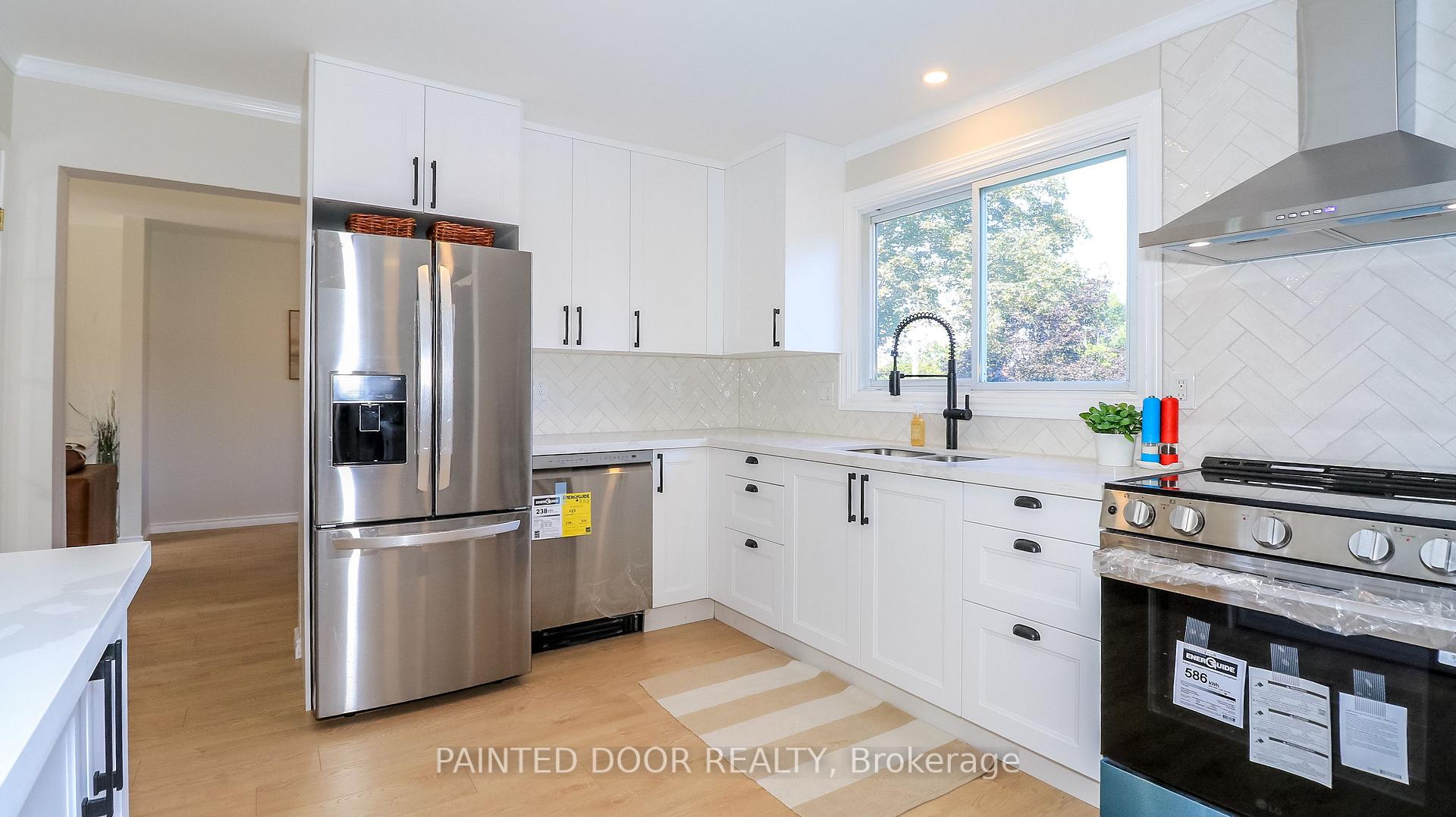 Photo 7 of 105 Oren Boulevard, Barrie, Sunnidale — HOMEH