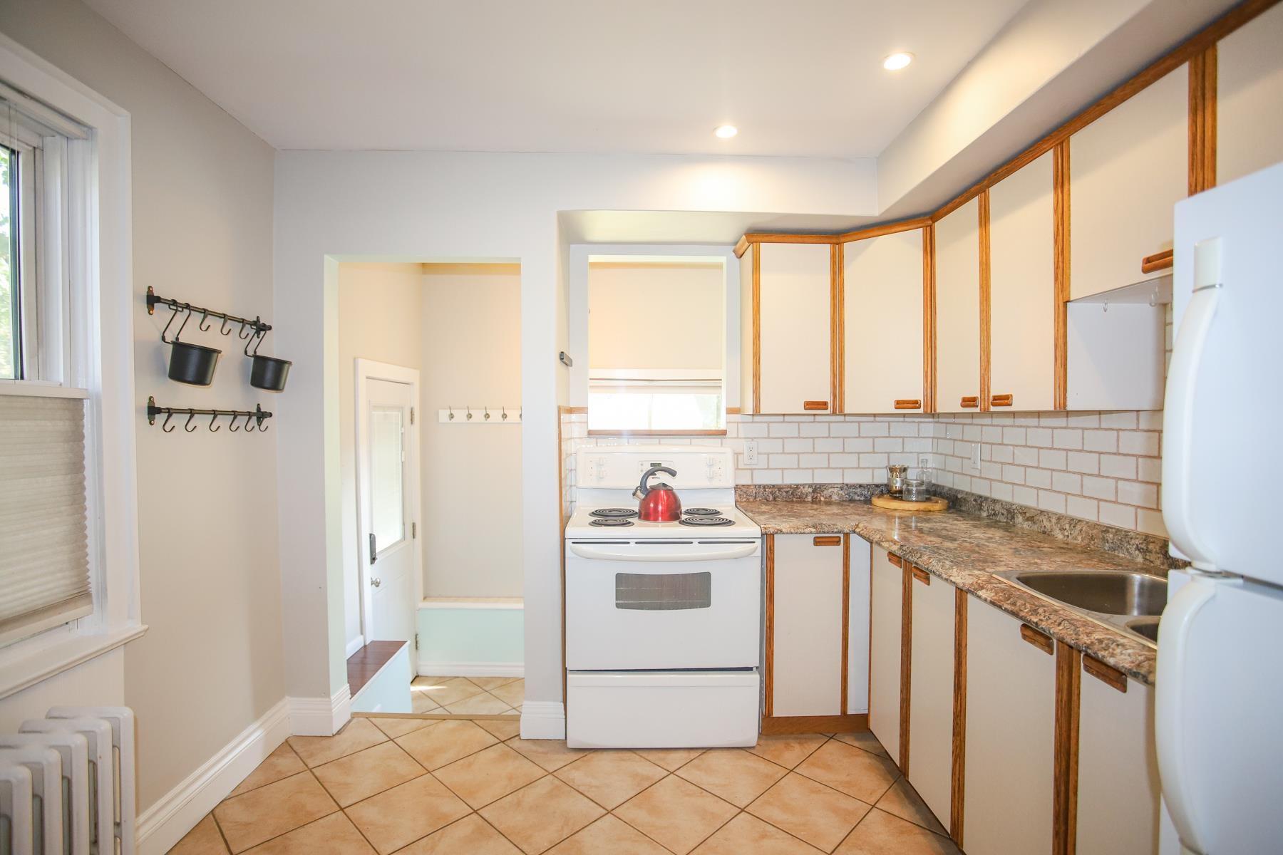 Photo 9 of 28 Putney Road, Sault Ste Marie, Ward 2 — HOMEH