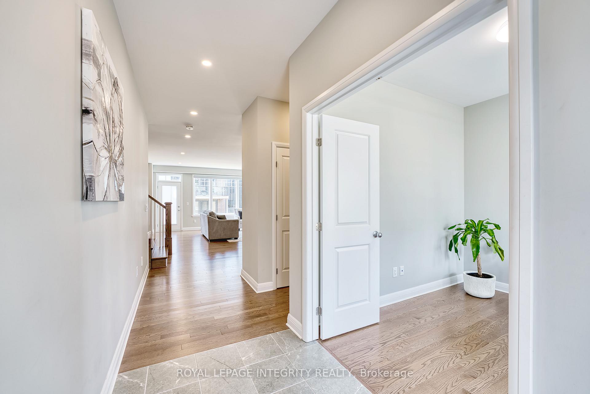 Photo 2 of 232 Ketchikan Crescent, Ottawa, Kanata - Kanata Lakes/Heritage Hills — HOMEH