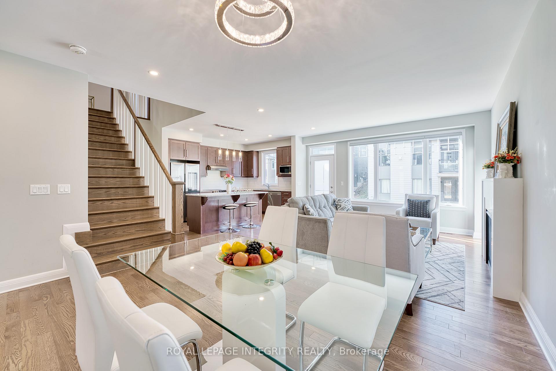 Photo 10 of 232 Ketchikan Crescent, Ottawa, Kanata - Kanata Lakes/Heritage Hills — HOMEH