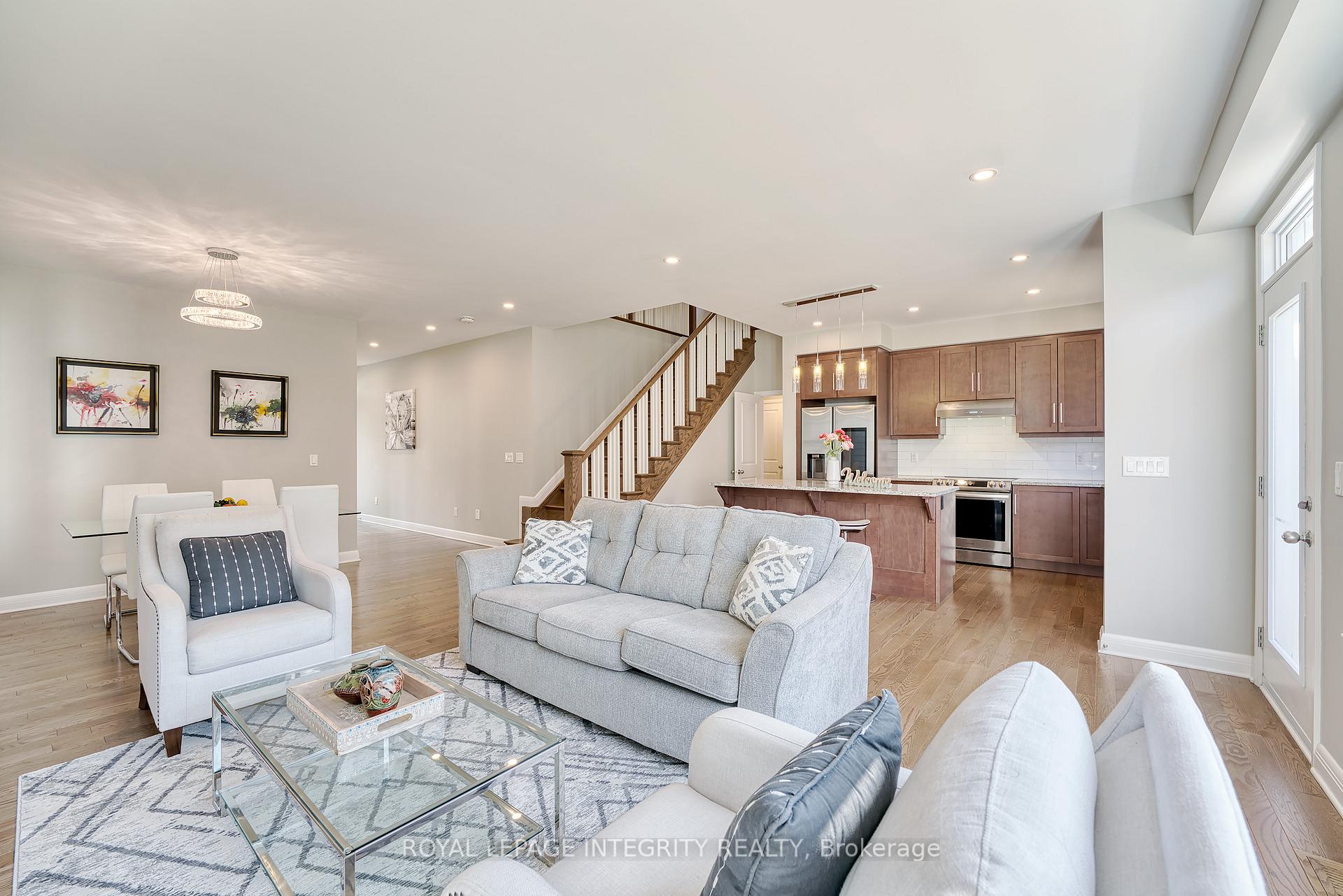 Photo 15 of 232 Ketchikan Crescent, Ottawa, Kanata - Kanata Lakes/Heritage Hills — HOMEH