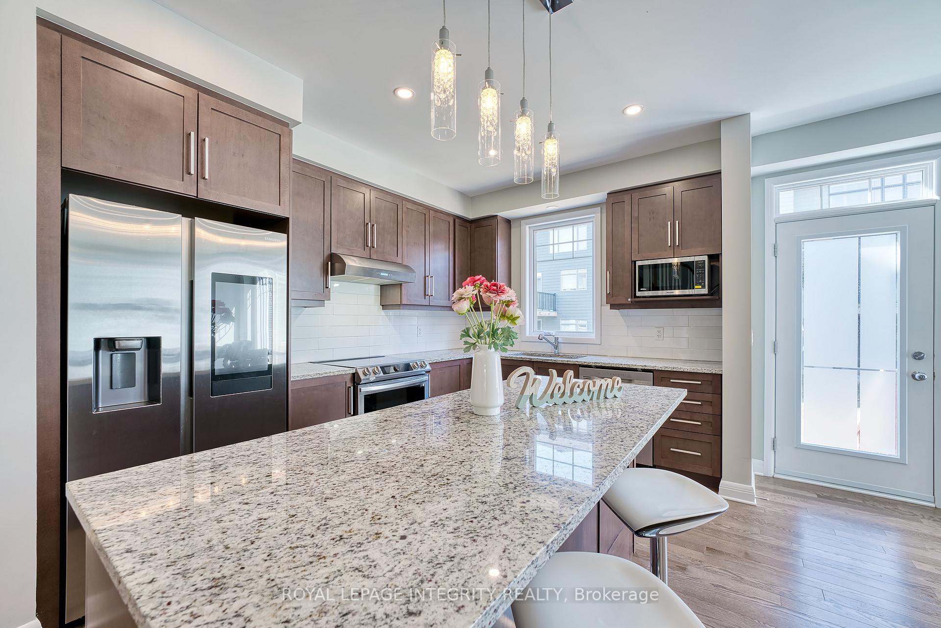 Photo 18 of 232 Ketchikan Crescent, Ottawa, Kanata - Kanata Lakes/Heritage Hills — HOMEH