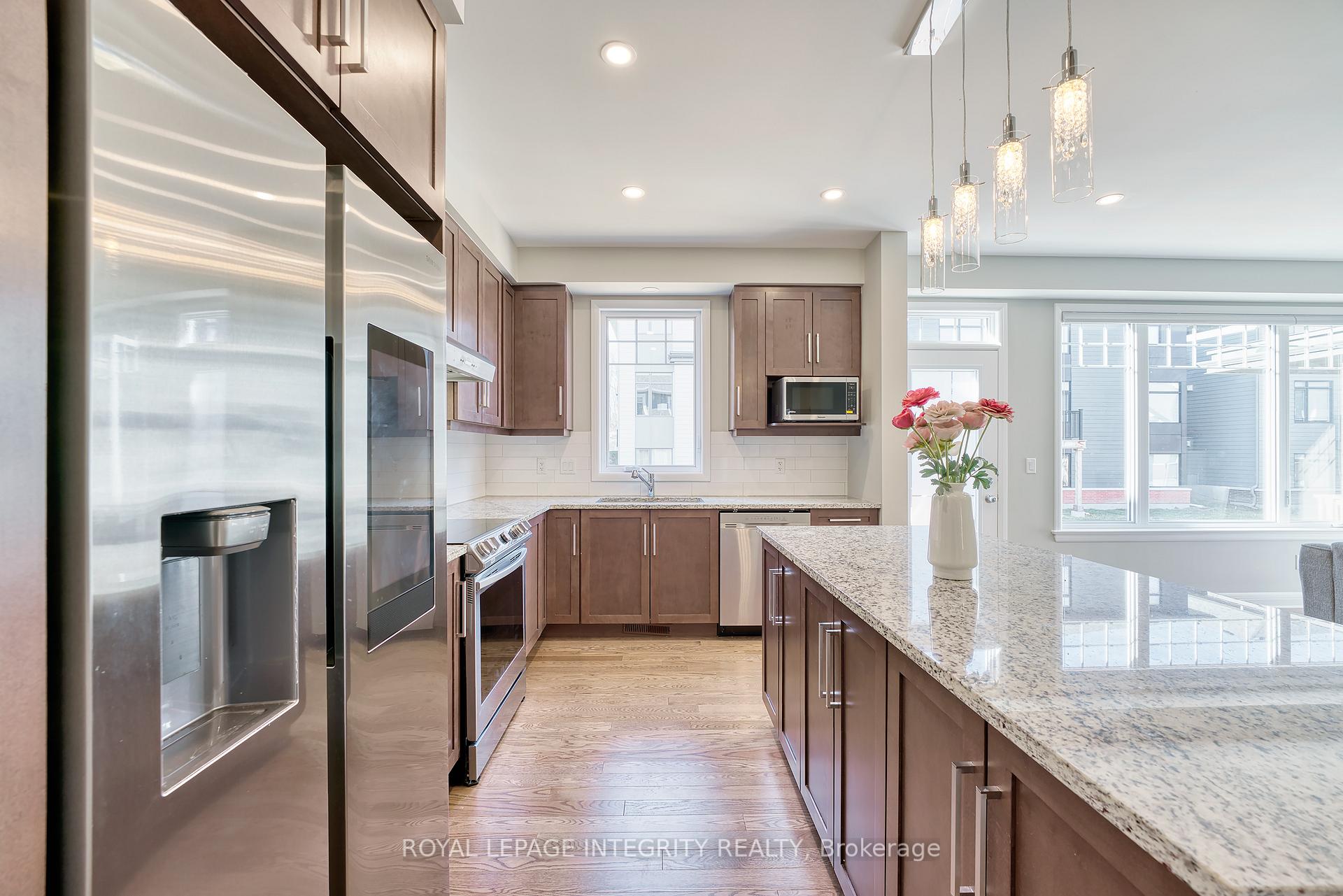 Photo 19 of 232 Ketchikan Crescent, Ottawa, Kanata - Kanata Lakes/Heritage Hills — HOMEH