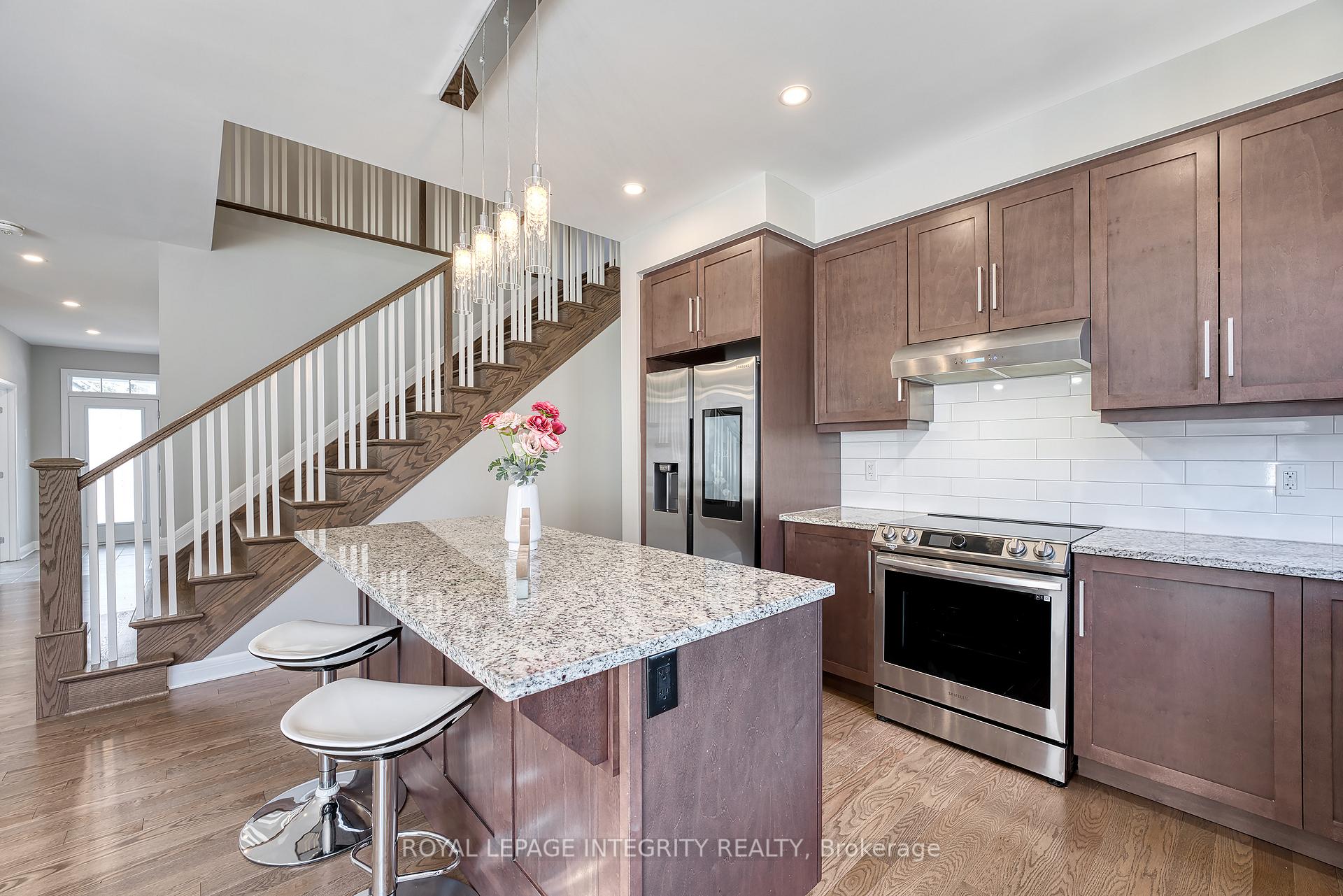 Photo 23 of 232 Ketchikan Crescent, Ottawa, Kanata - Kanata Lakes/Heritage Hills — HOMEH