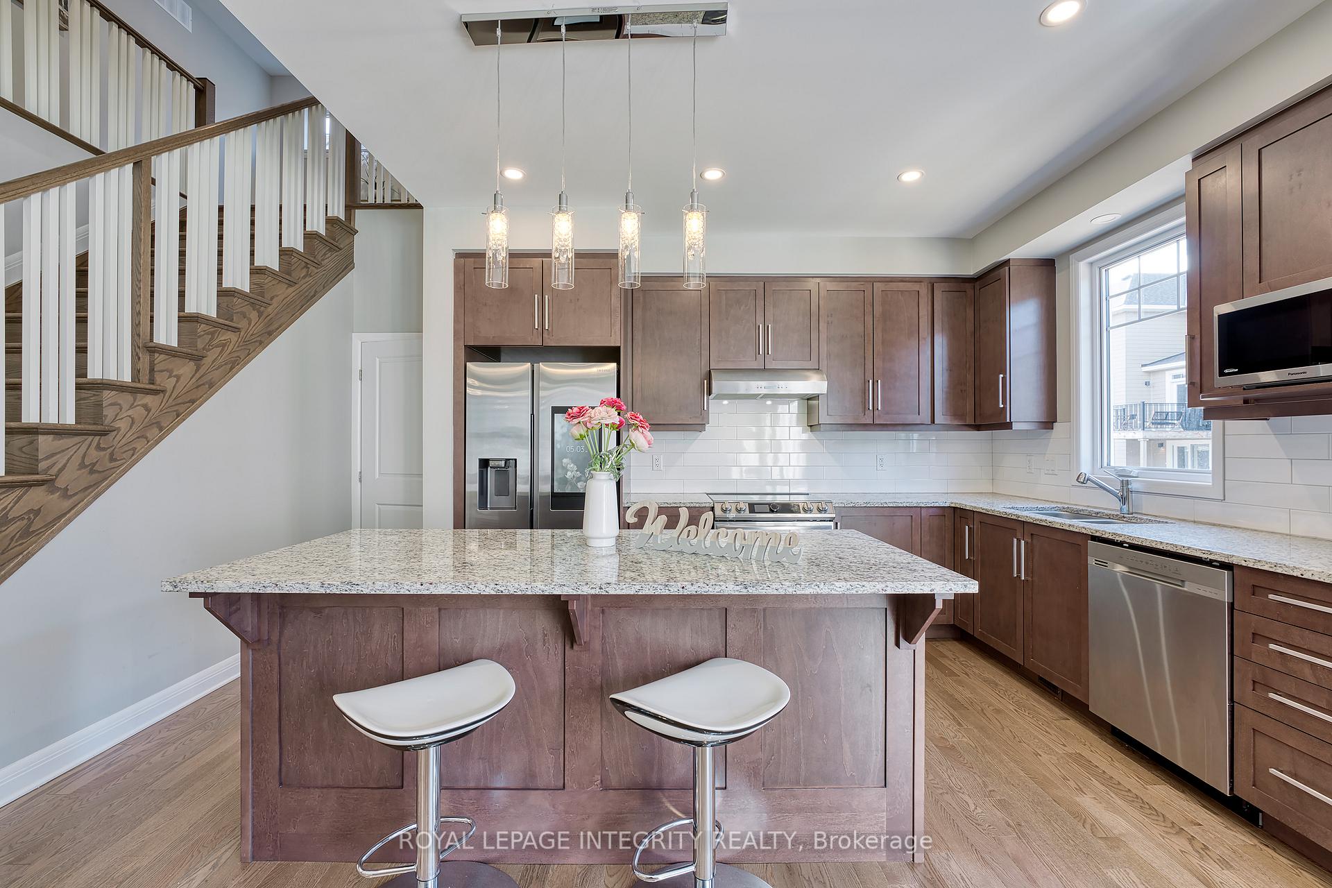 Photo 24 of 232 Ketchikan Crescent, Ottawa, Kanata - Kanata Lakes/Heritage Hills — HOMEH