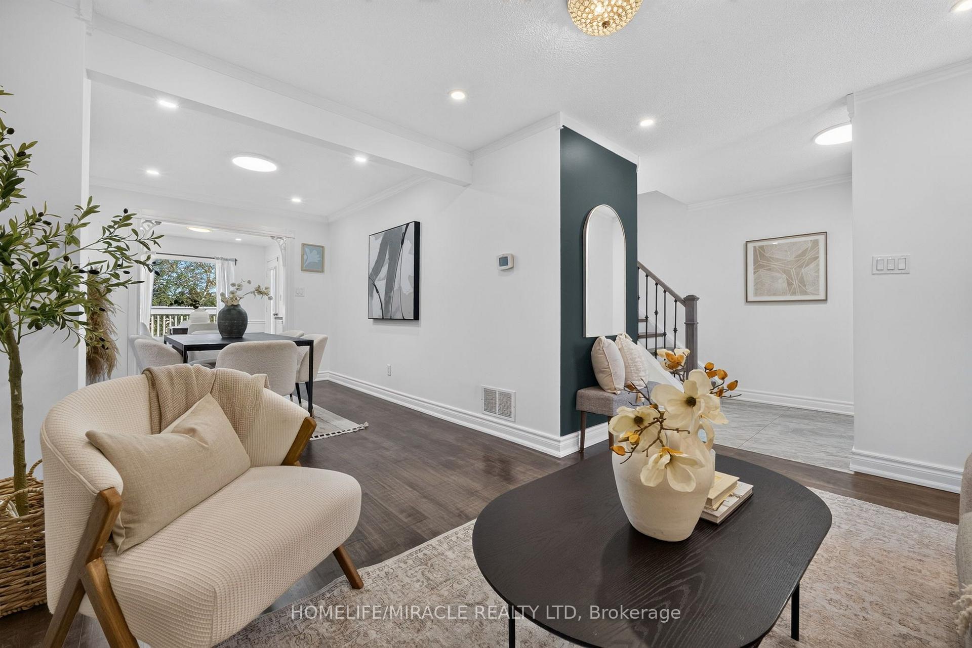 Photo 11 of 3 Trawley Crescent, Ajax, Central — HOMEH