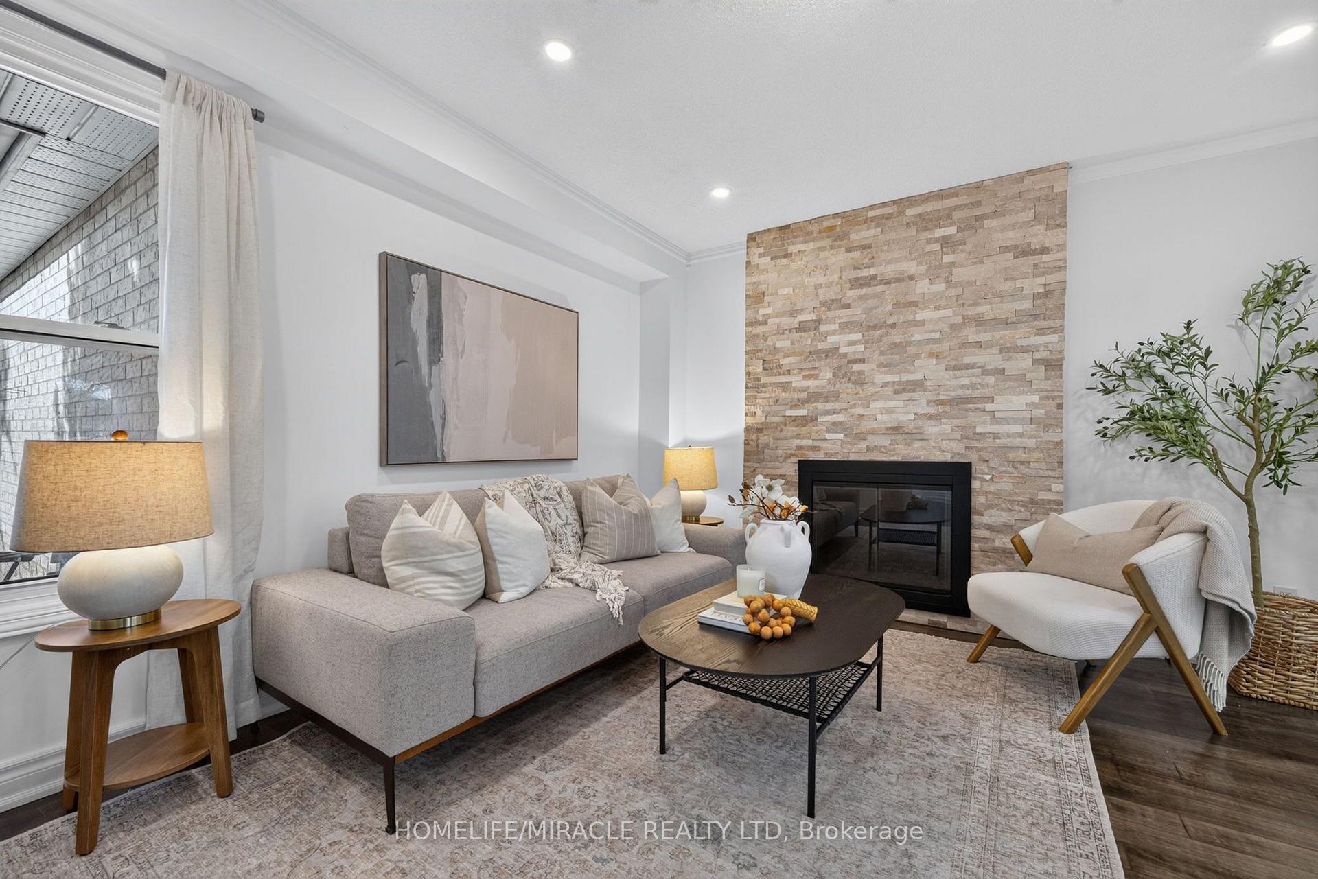 Photo 12 of 3 Trawley Crescent, Ajax, Central — HOMEH
