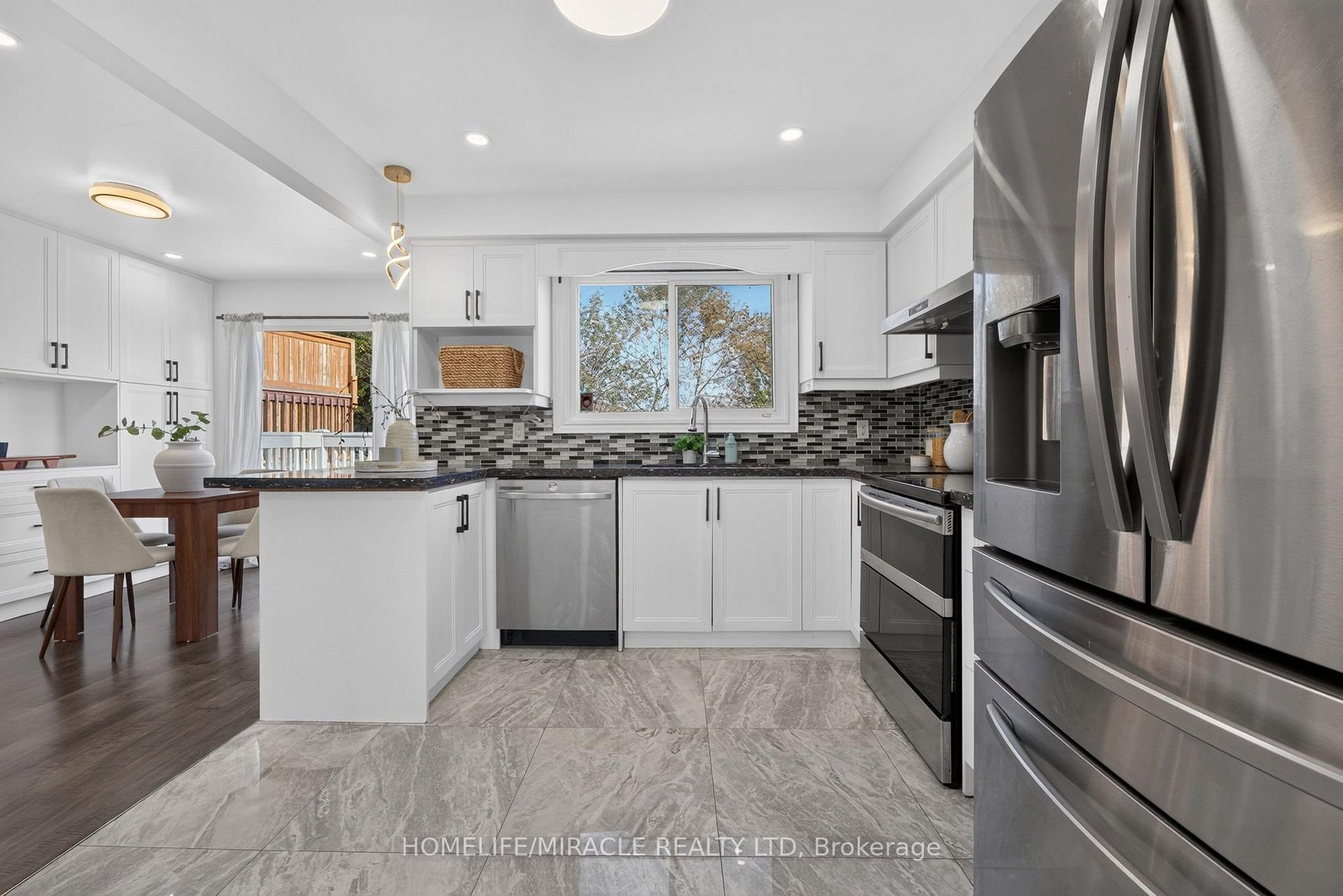 Photo 18 of 3 Trawley Crescent, Ajax, Central — HOMEH