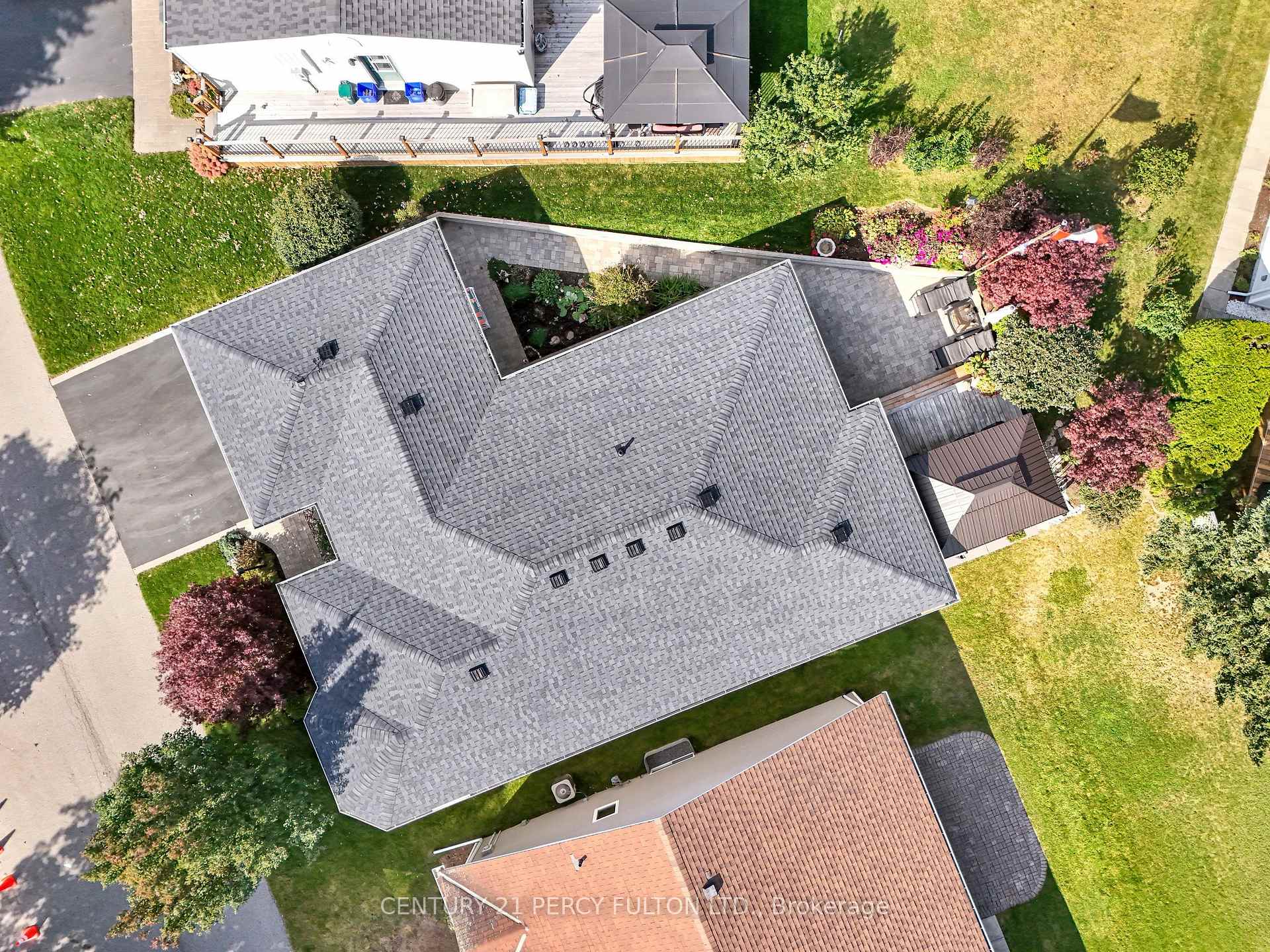 Photo 42 of 7 Eastbank Road, Clarington, Newcastle — HOMEH