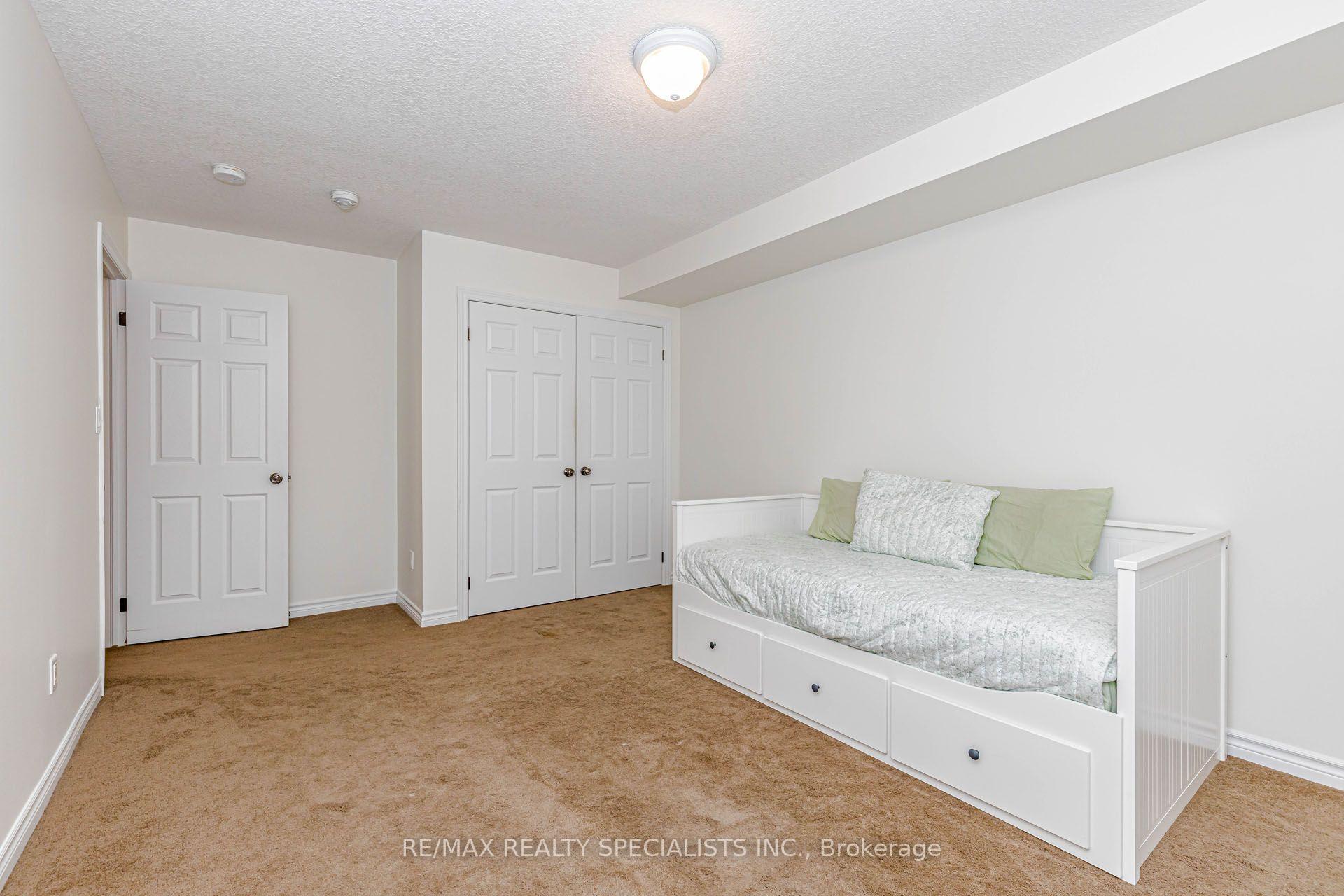 Photo 27 of Unit Main & Upper, 117 Norma Crescent, Guelph, Victoria North — HOMEH
