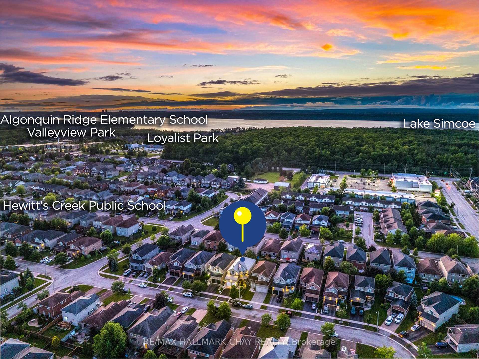 Photo 3 of 12 Parisian Crescent, Barrie, Innis-Shore — HOMEH