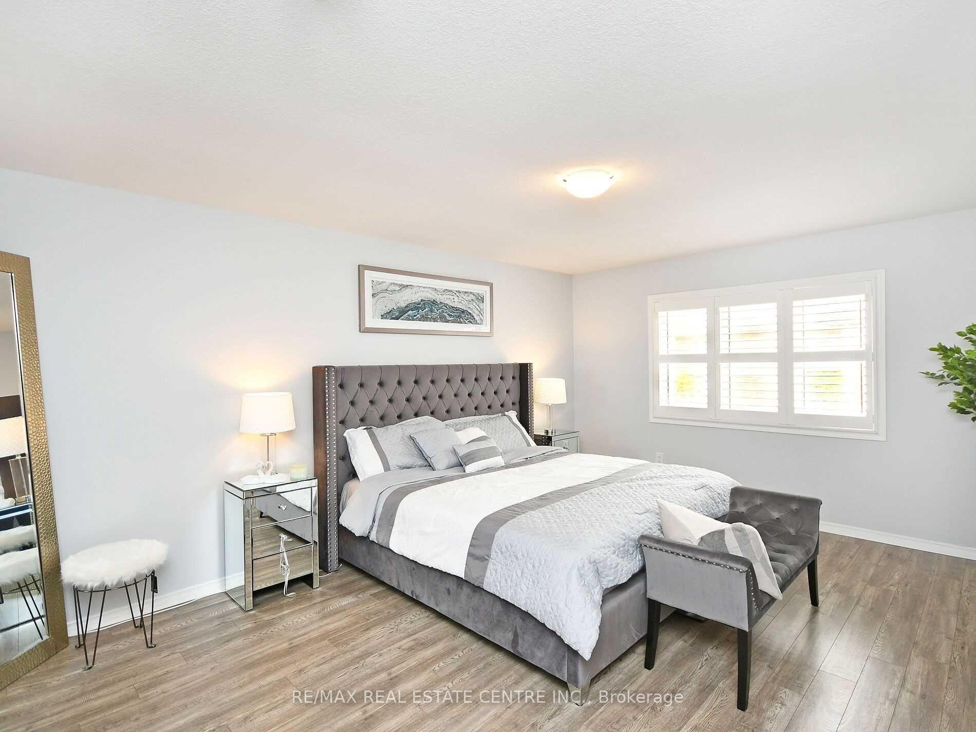 Photo 12 of 22 Hoover Road, Brampton, Northwest Brampton — HOMEH