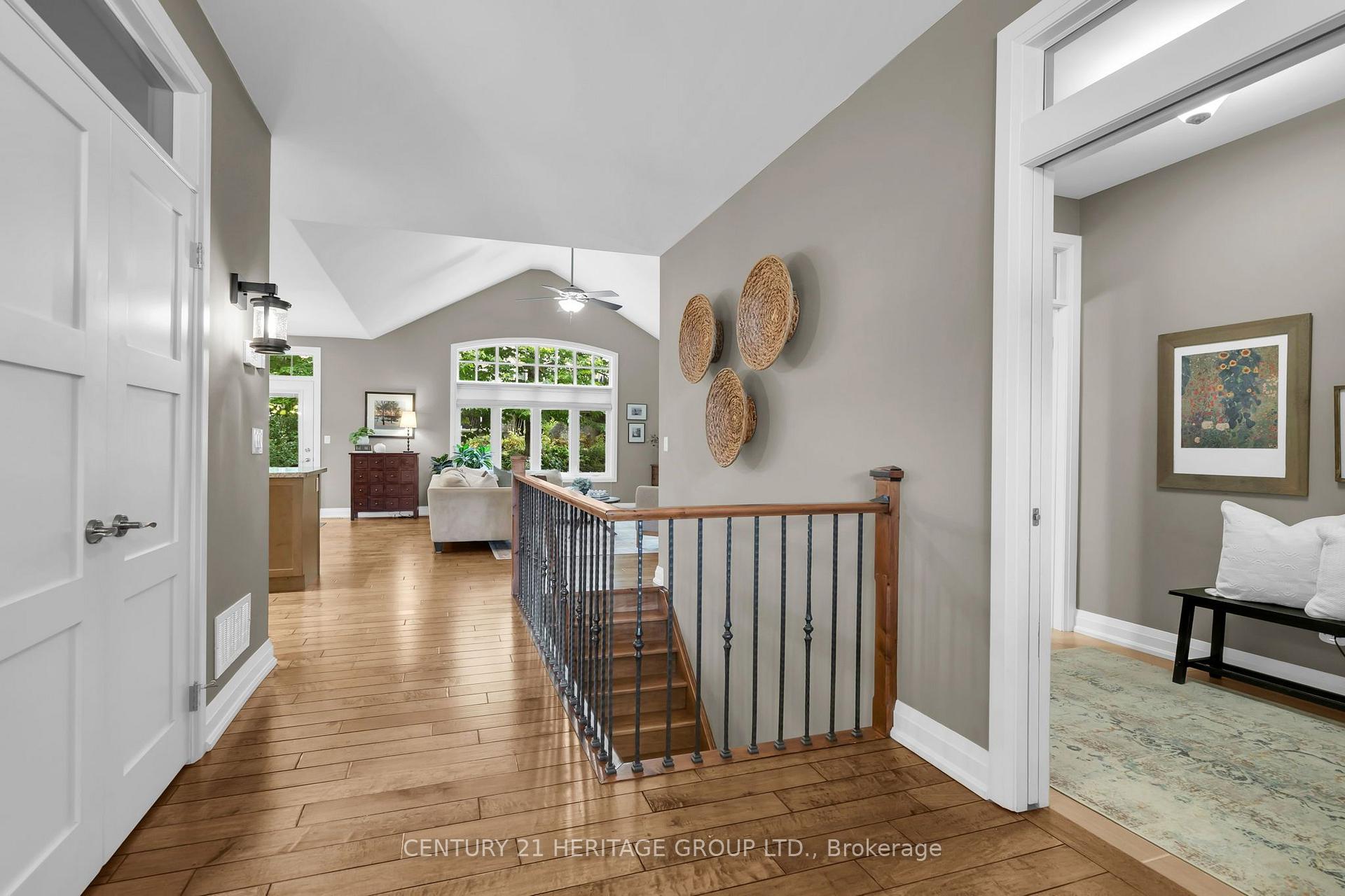 Photo 14 of 39 Landscape Drive, Oro-Medonte, Horseshoe Valley — HOMEH