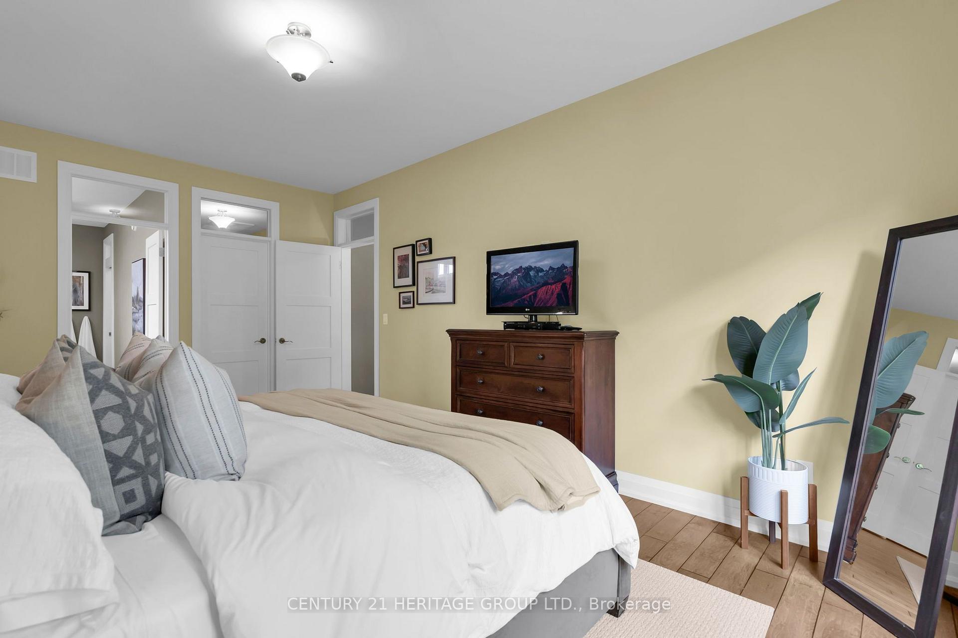 Photo 52 of 39 Landscape Drive, Oro-Medonte, Horseshoe Valley — HOMEH