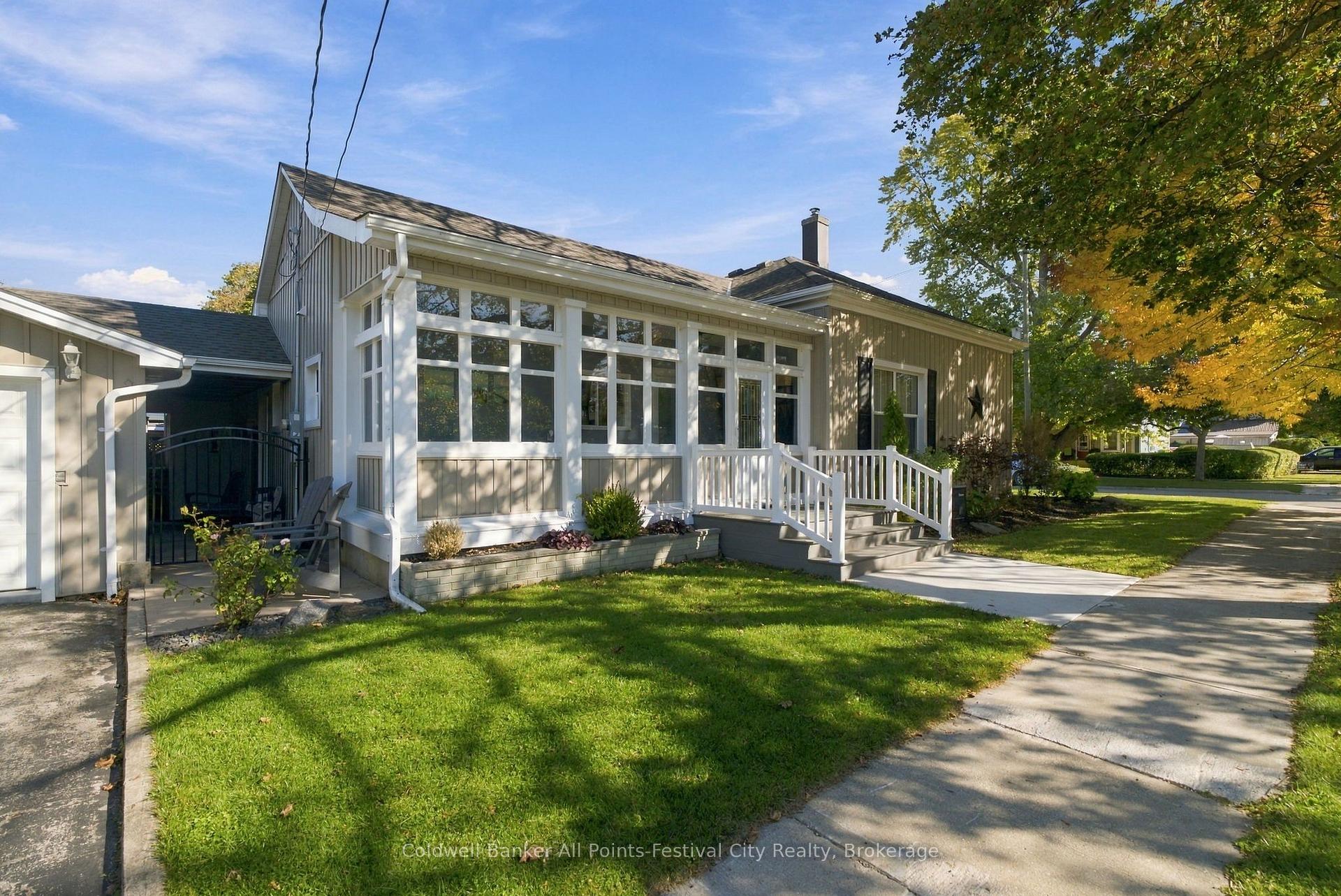 Photo of 22 Albert Street S