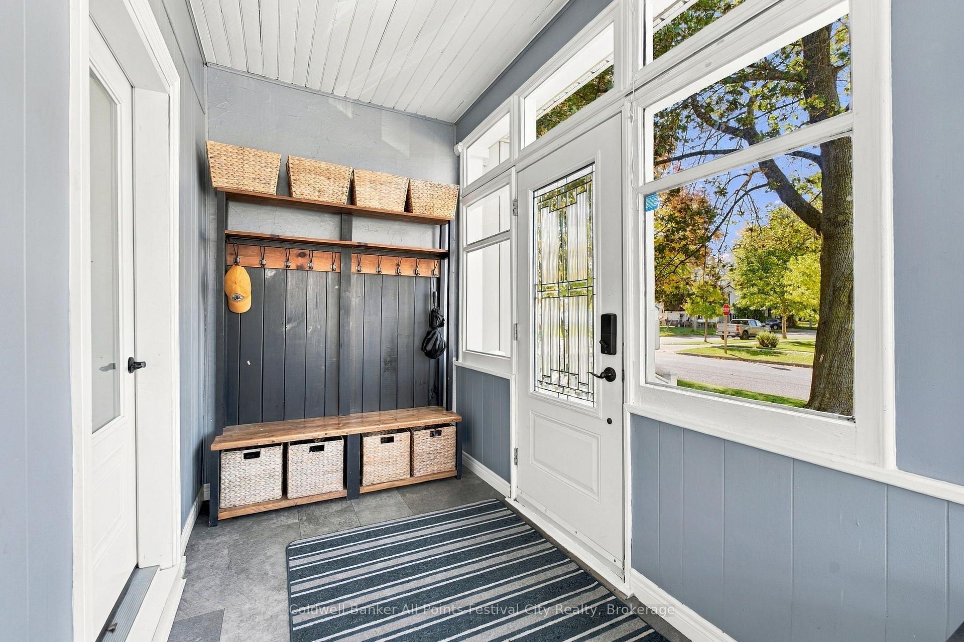 Photo 3 of 22 Albert Street S, Goderich, Goderich (Town) — HOMEH