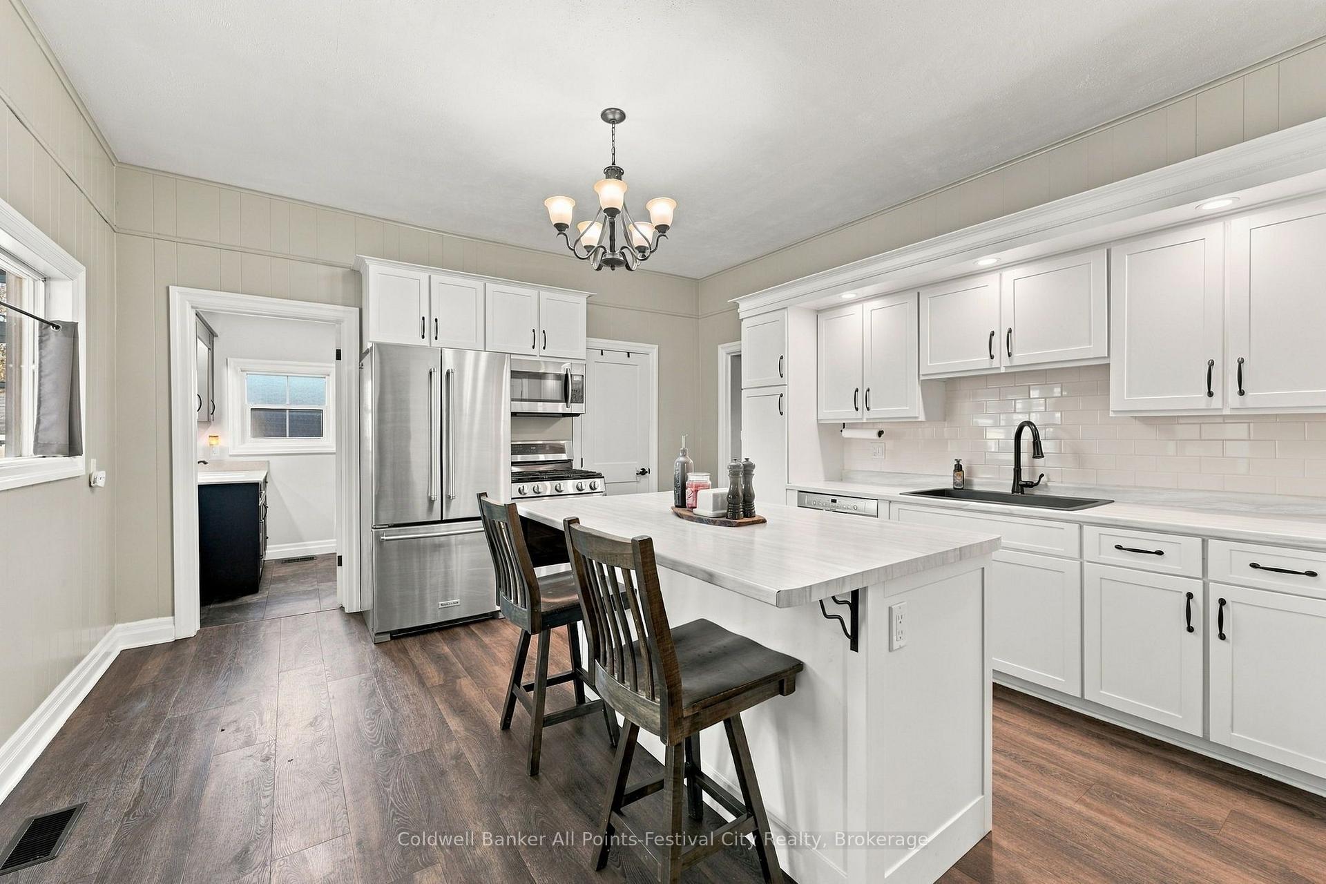 Photo 5 of 22 Albert Street S, Goderich, Goderich (Town) — HOMEH
