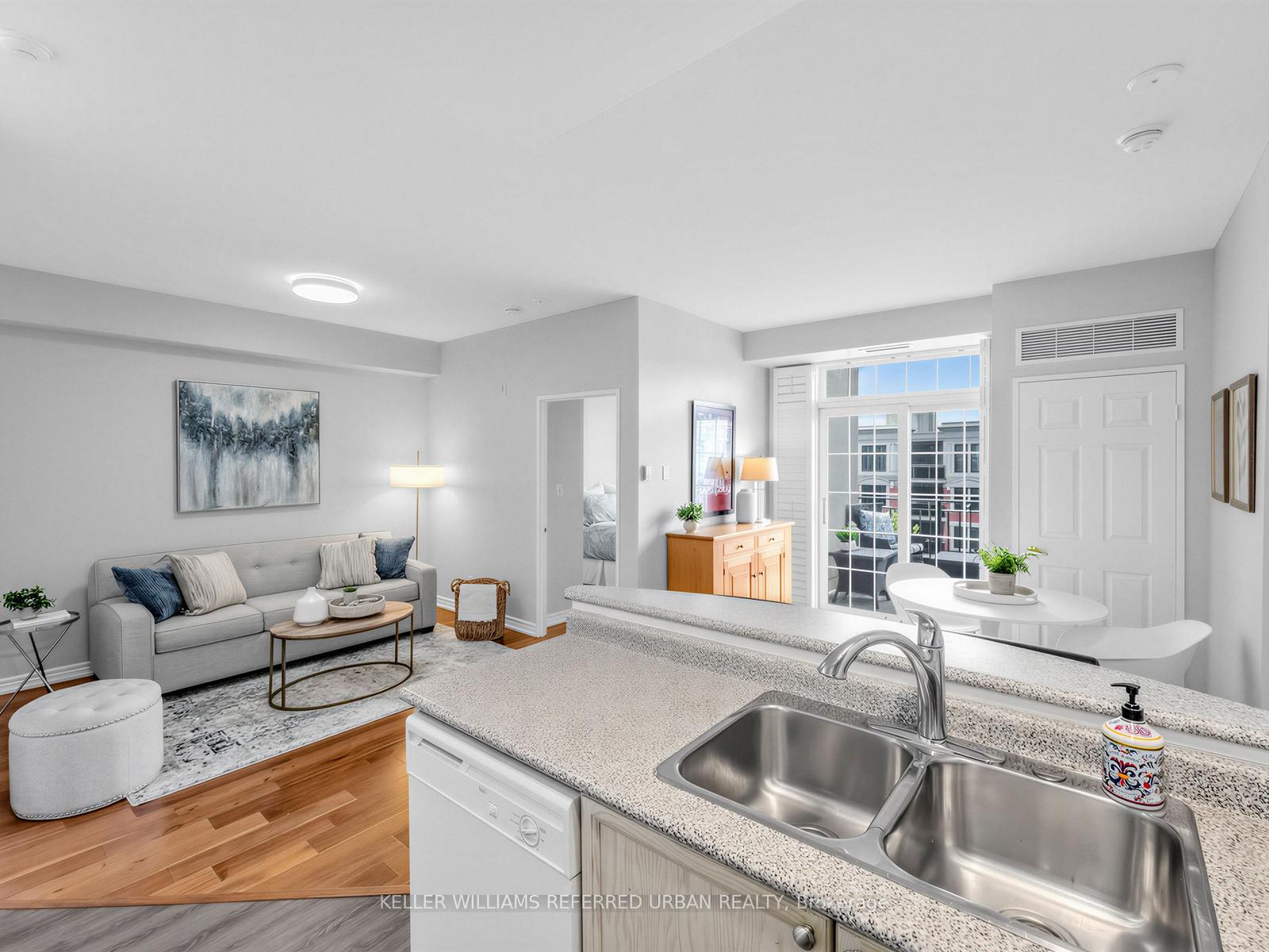 Photo 13 of Unit 406, 2301 Parkhaven Boulevard, Oakville, River Oaks — HOMEH