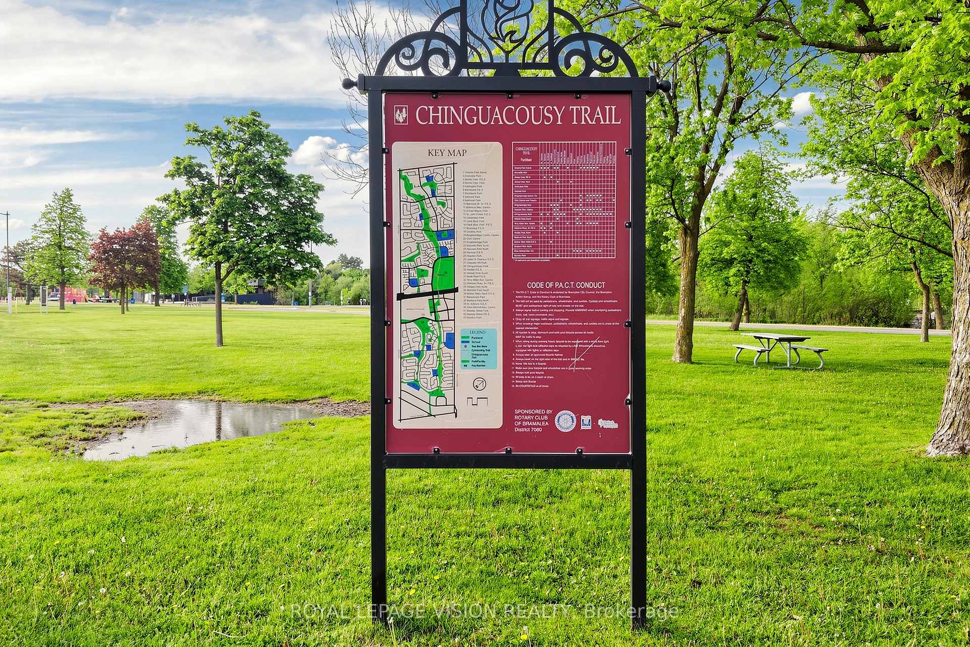 Photo 34 of 6 Hector Court, Brampton, Central Park — HOMEH