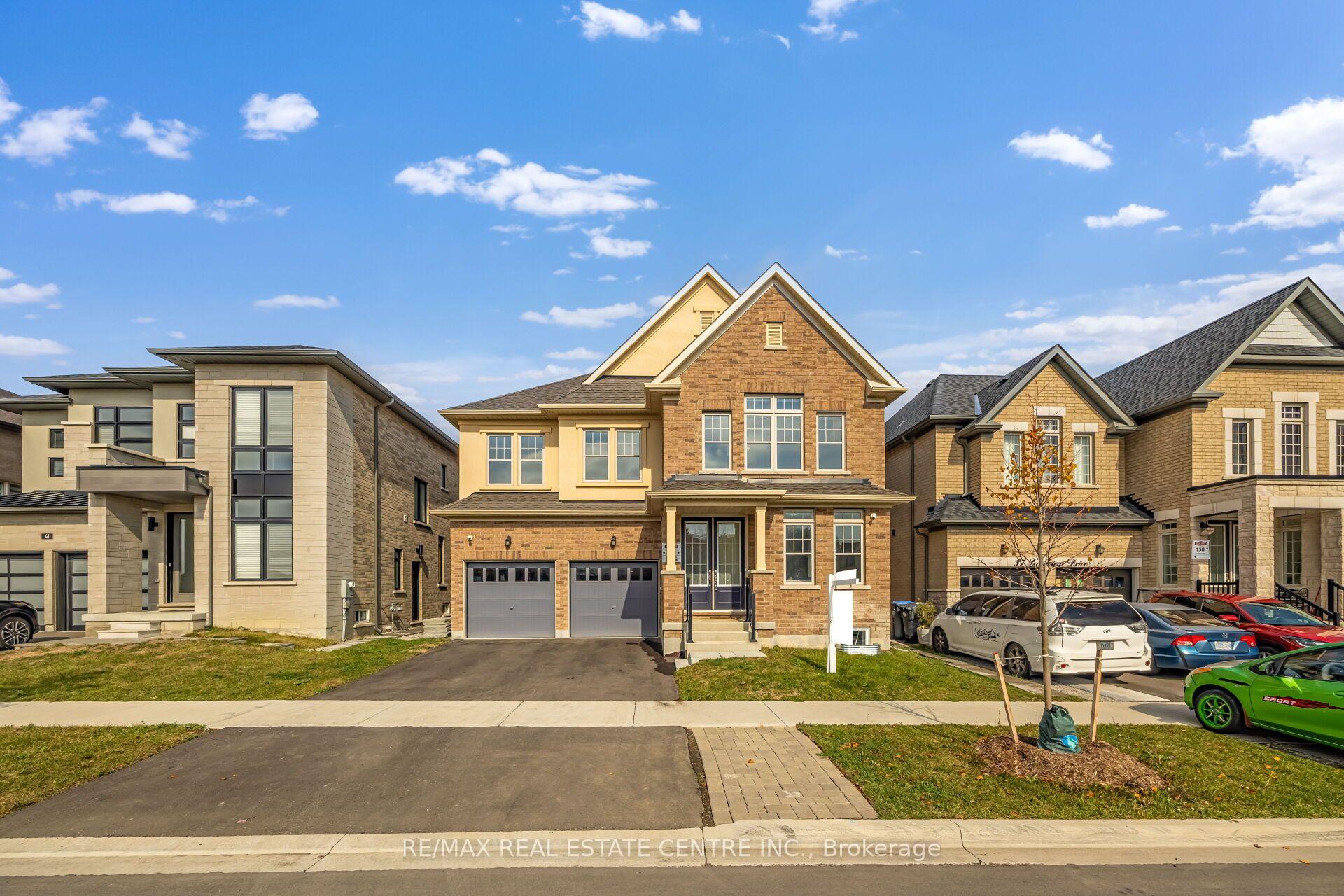 Photo 2 of 39 Goodview Drive, Brampton, Sandringham-Wellington North — HOMEH