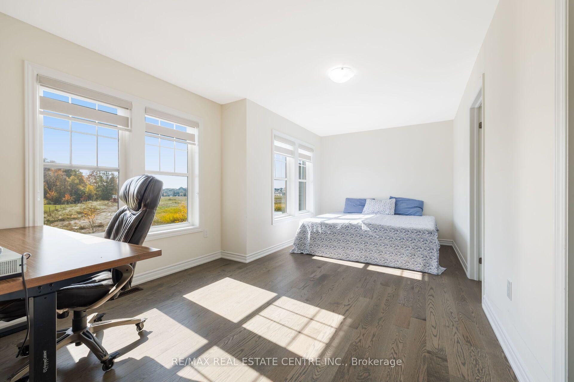 Photo 33 of 39 Goodview Drive, Brampton, Sandringham-Wellington North — HOMEH