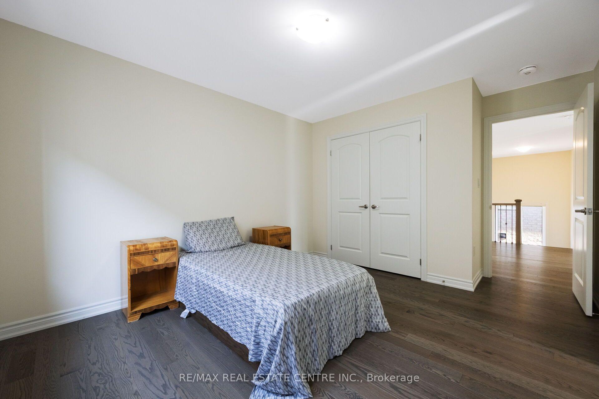 Photo 38 of 39 Goodview Drive, Brampton, Sandringham-Wellington North — HOMEH