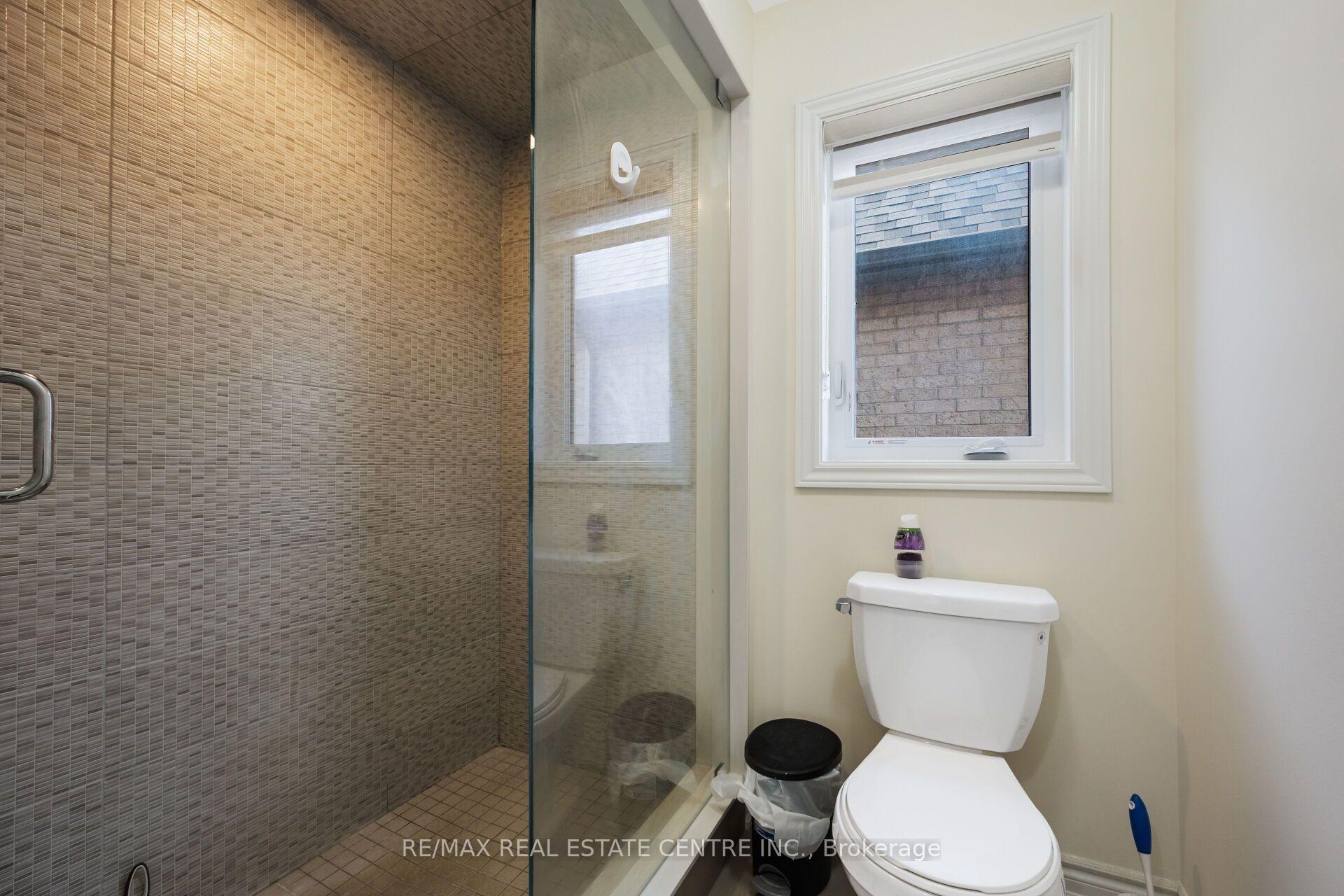 Photo 41 of 39 Goodview Drive, Brampton, Sandringham-Wellington North — HOMEH