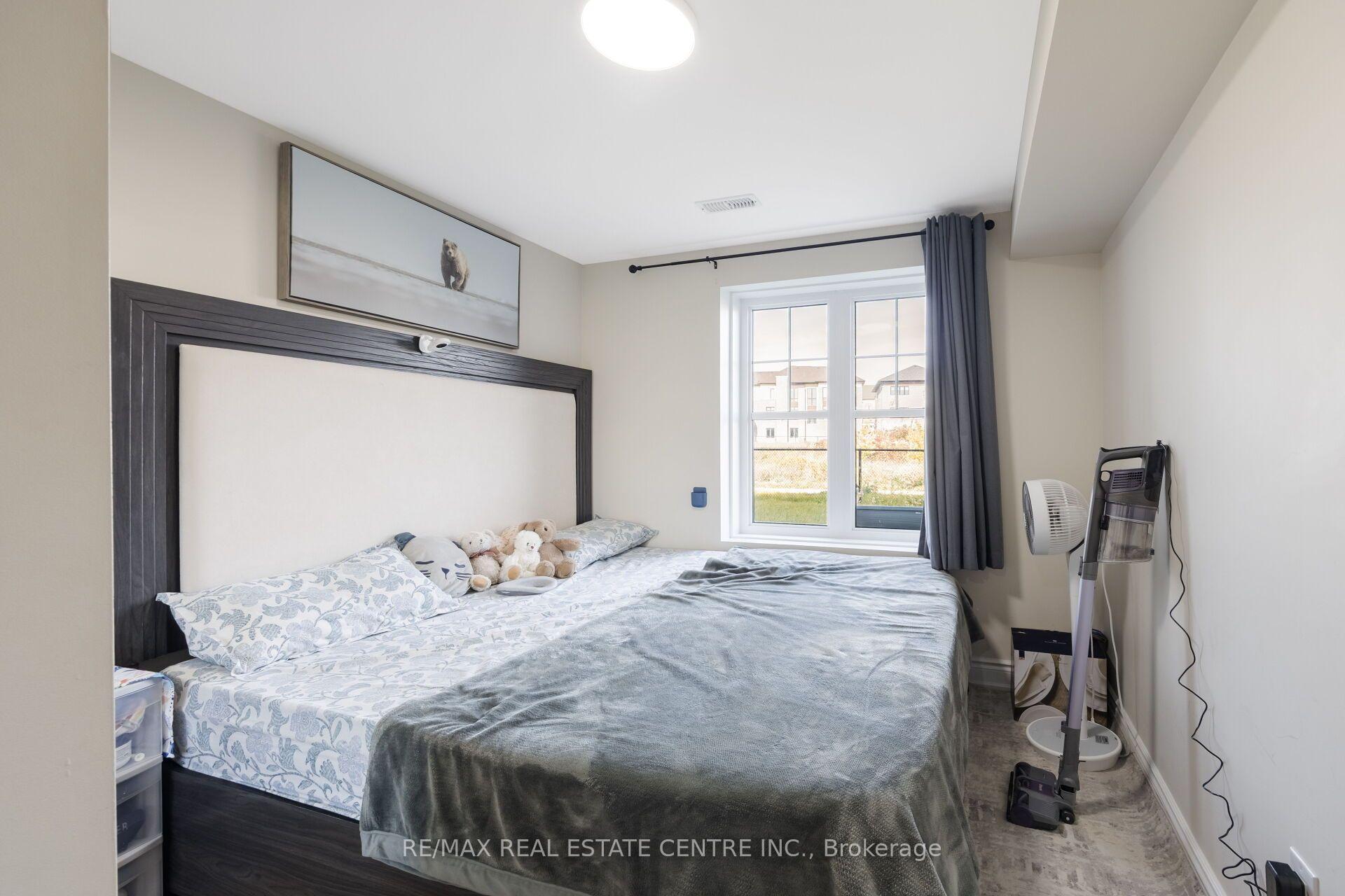 Photo 46 of 39 Goodview Drive, Brampton, Sandringham-Wellington North — HOMEH