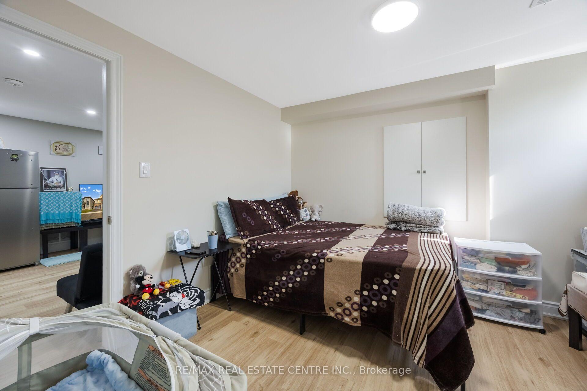 Photo 50 of 39 Goodview Drive, Brampton, Sandringham-Wellington North — HOMEH