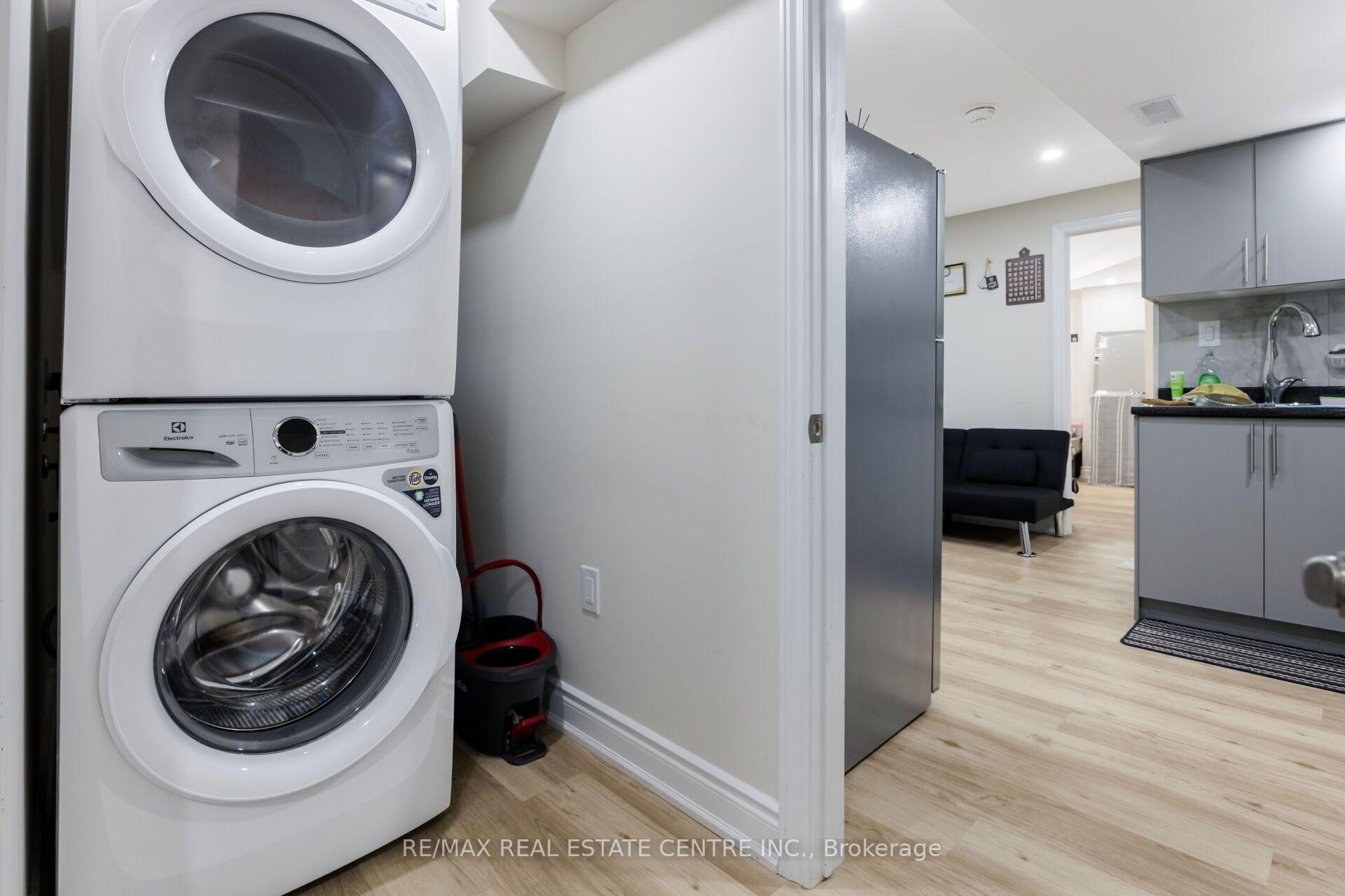 Photo 53 of 39 Goodview Drive, Brampton, Sandringham-Wellington North — HOMEH