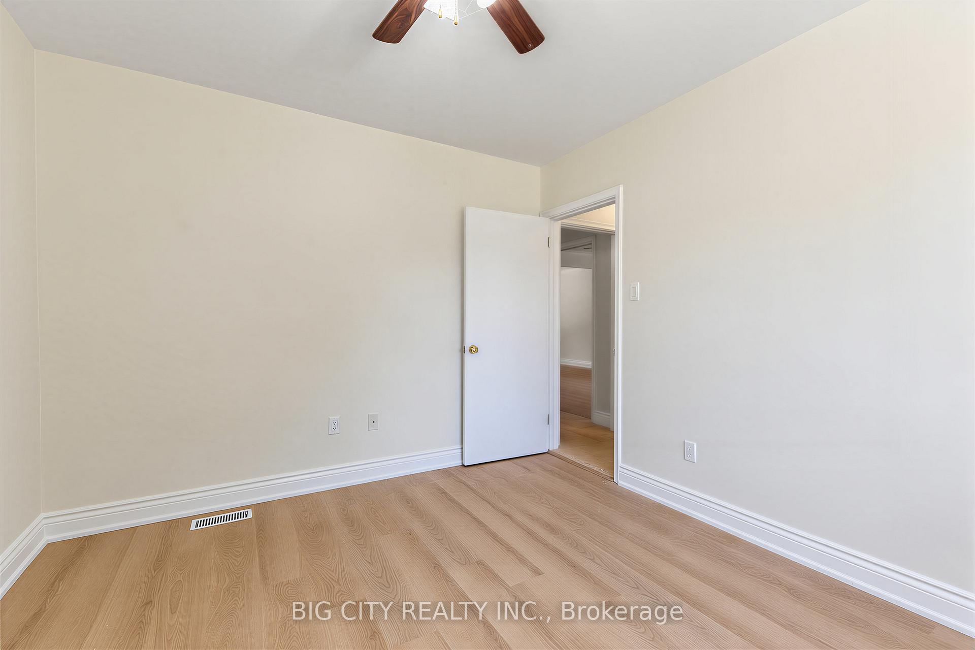 Photo 8 of Unit Main/Upper, 30 Lozoway Drive, Scarborough, Ionview — HOMEH