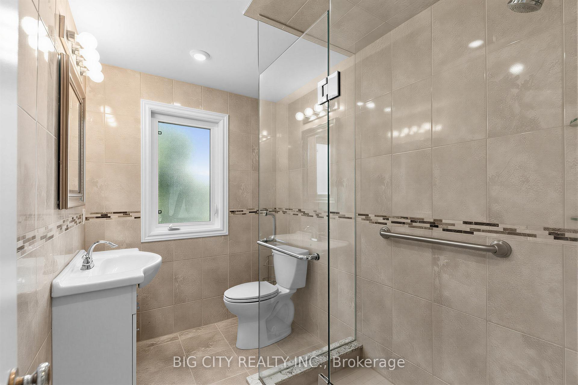 Photo 9 of Unit Main/Upper, 30 Lozoway Drive, Scarborough, Ionview — HOMEH