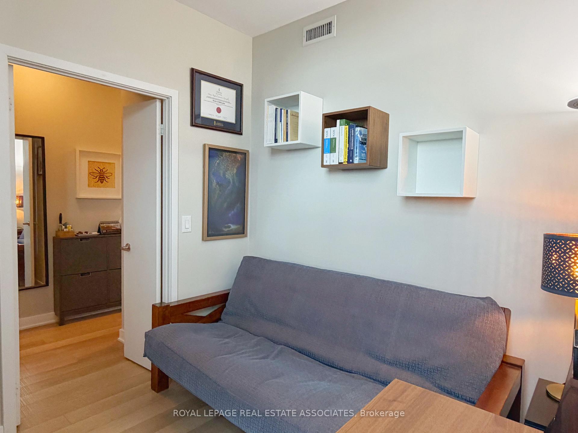 Photo 12 of Unit 2308, 210 Simcoe Street, Toronto, Kensington-Chinatown — HOMEH