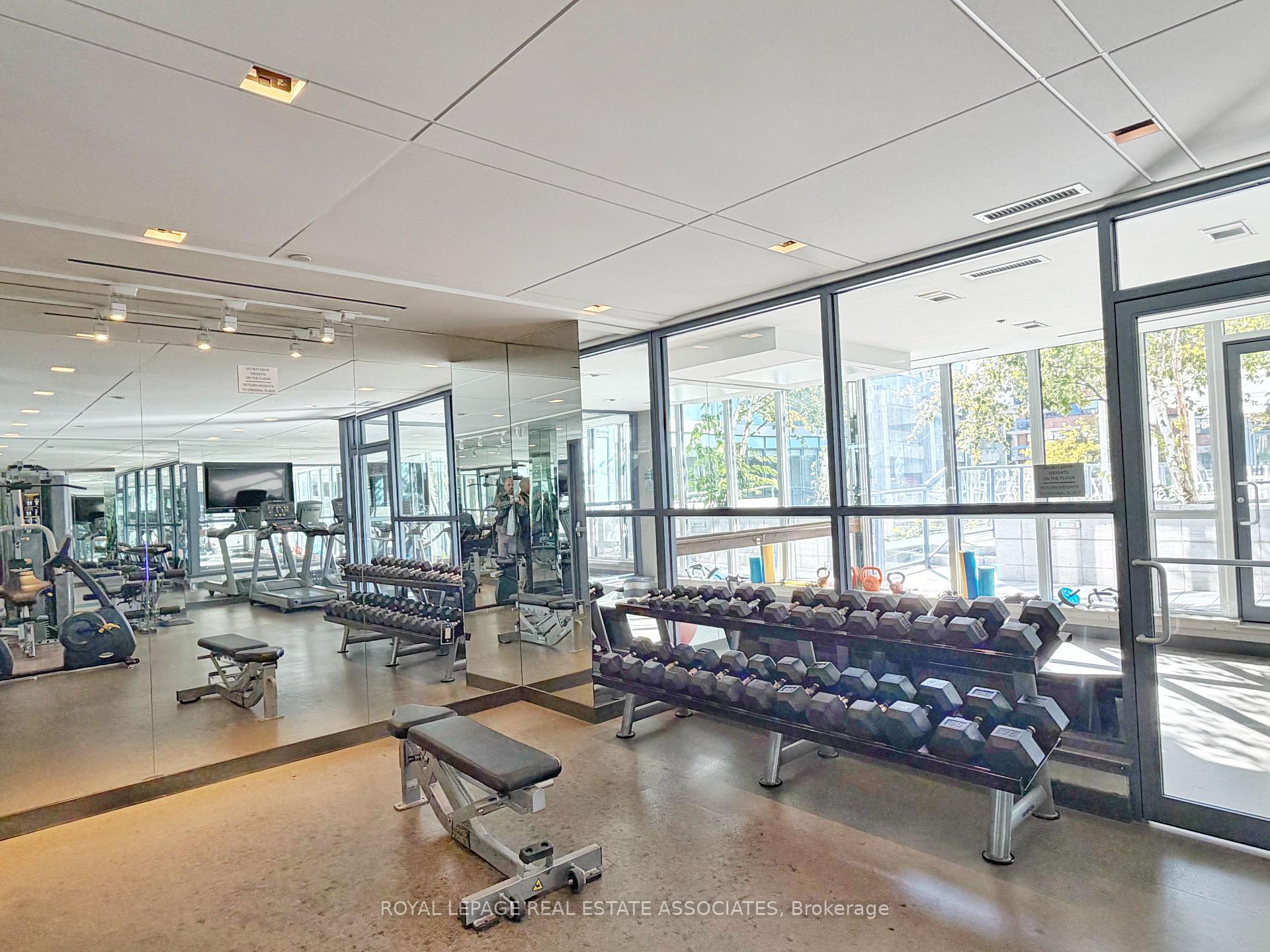 Photo 18 of Unit 2308, 210 Simcoe Street, Toronto, Kensington-Chinatown — HOMEH